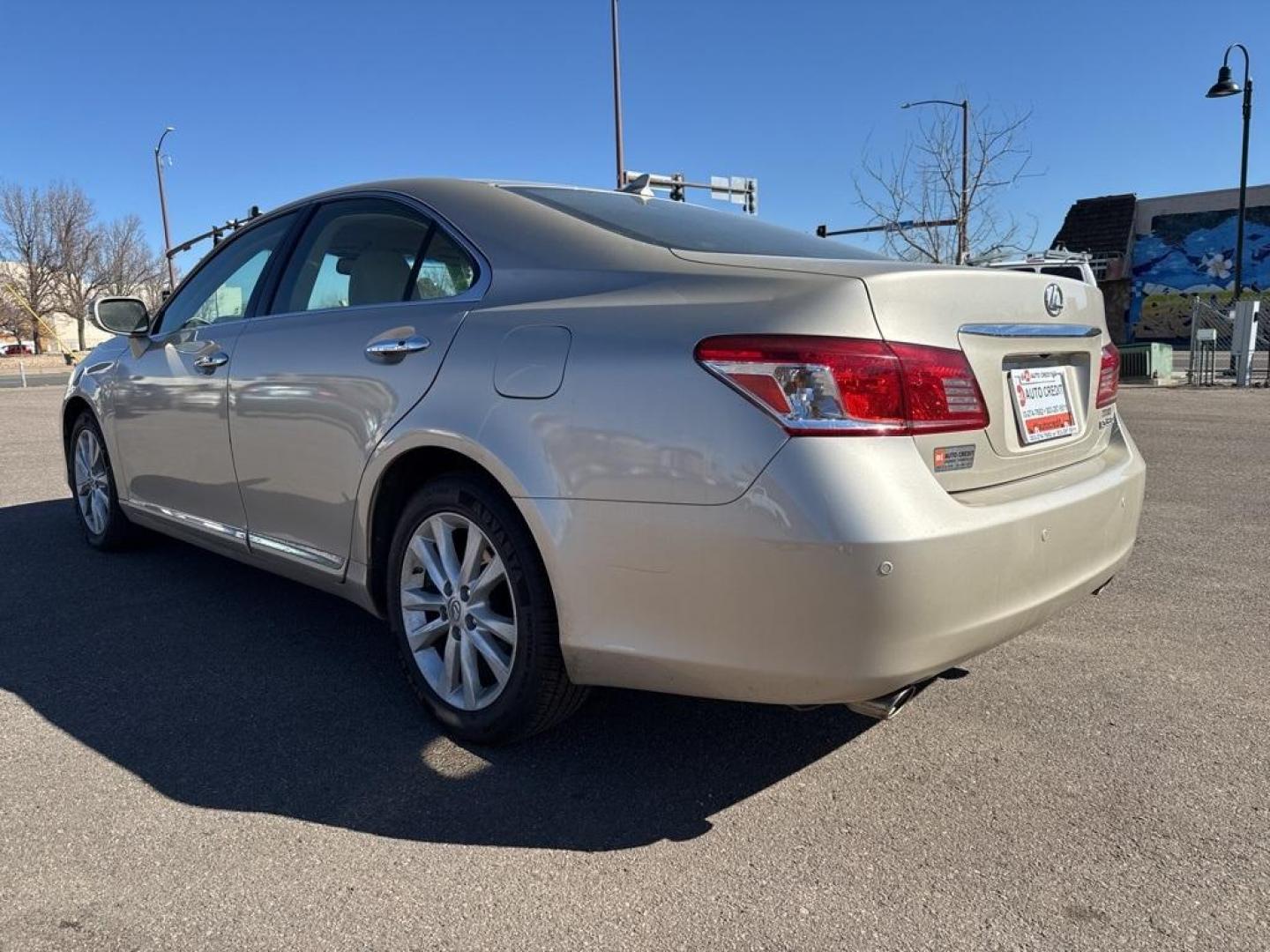 2011 GOLD Lexus ES 350 Base (JTHBK1EG6B2) with an V6, 3.5L engine, Automatic transmission, located at 10890 W. Colfax Ave., Lakewood, CO, 80215, (303) 274-7692, 39.739914, -105.120132 - Photo#37