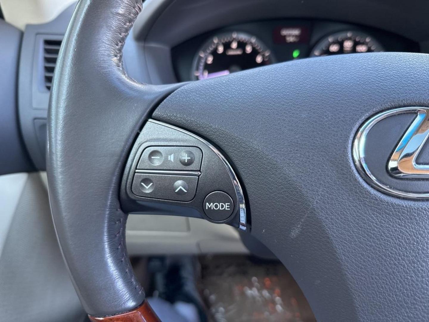2011 GOLD Lexus ES 350 Base (JTHBK1EG6B2) with an V6, 3.5L engine, Automatic transmission, located at 10890 W. Colfax Ave., Lakewood, CO, 80215, (303) 274-7692, 39.739914, -105.120132 - Photo#52
