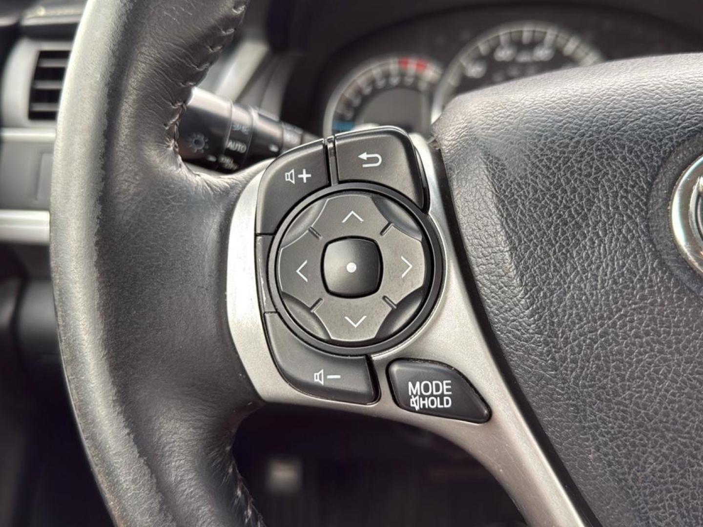 2014 BLACK Toyota Camry SE (4T1BF1FK5EU) with an 4 Cyl, 2.5L engine, Automatic transmission, located at 10890 W. Colfax Ave., Lakewood, CO, 80215, (303) 274-7692, 39.739914, -105.120132 - Photo#19