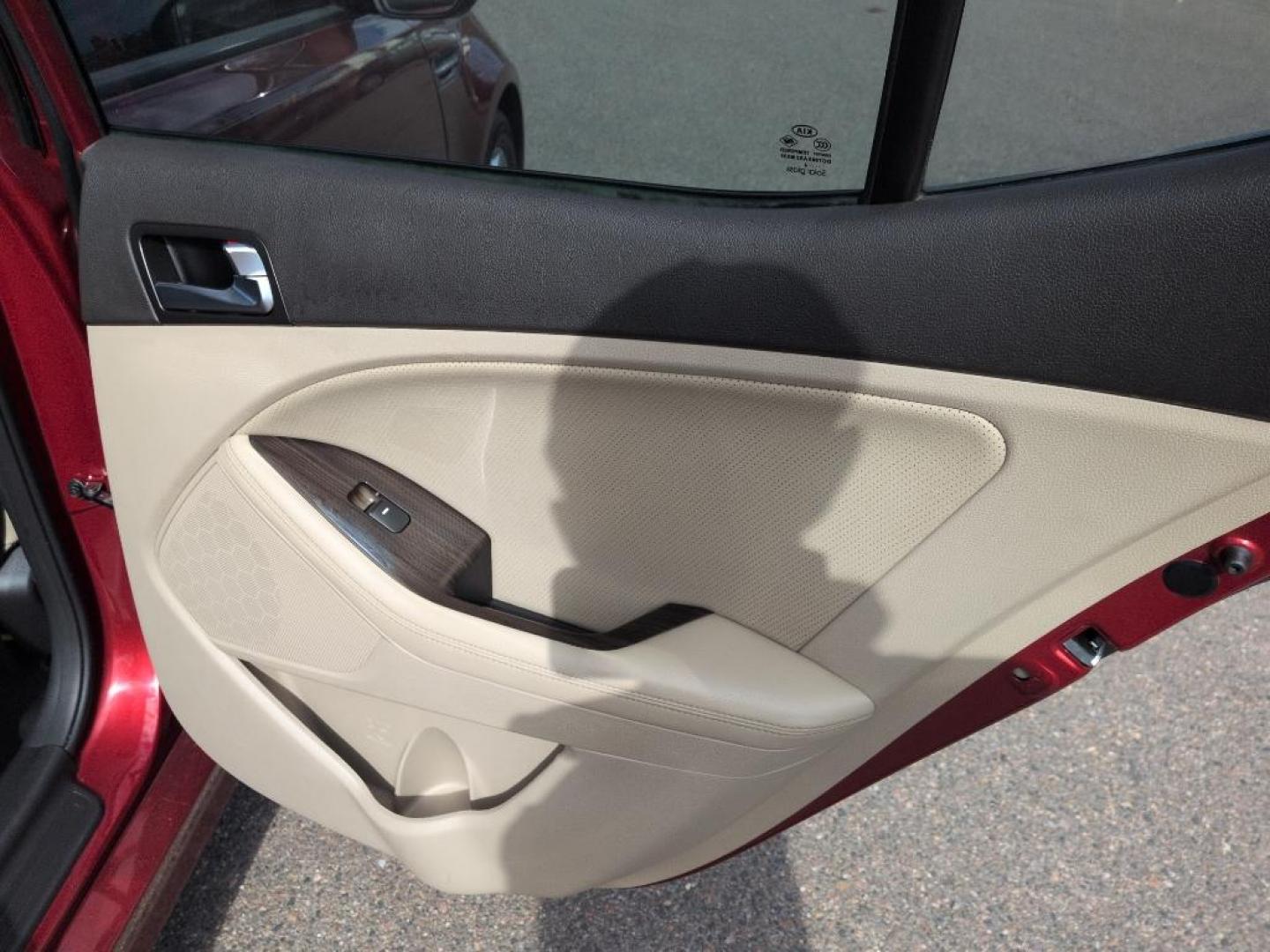 2015 RED Kia Optima EX (5XXGN4A71FG) with an 4 Cyl, 2.4L engine, Automatic transmission, located at 10890 W. Colfax Ave., Lakewood, CO, 80215, (303) 274-7692, 39.739914, -105.120132 - Photo#18