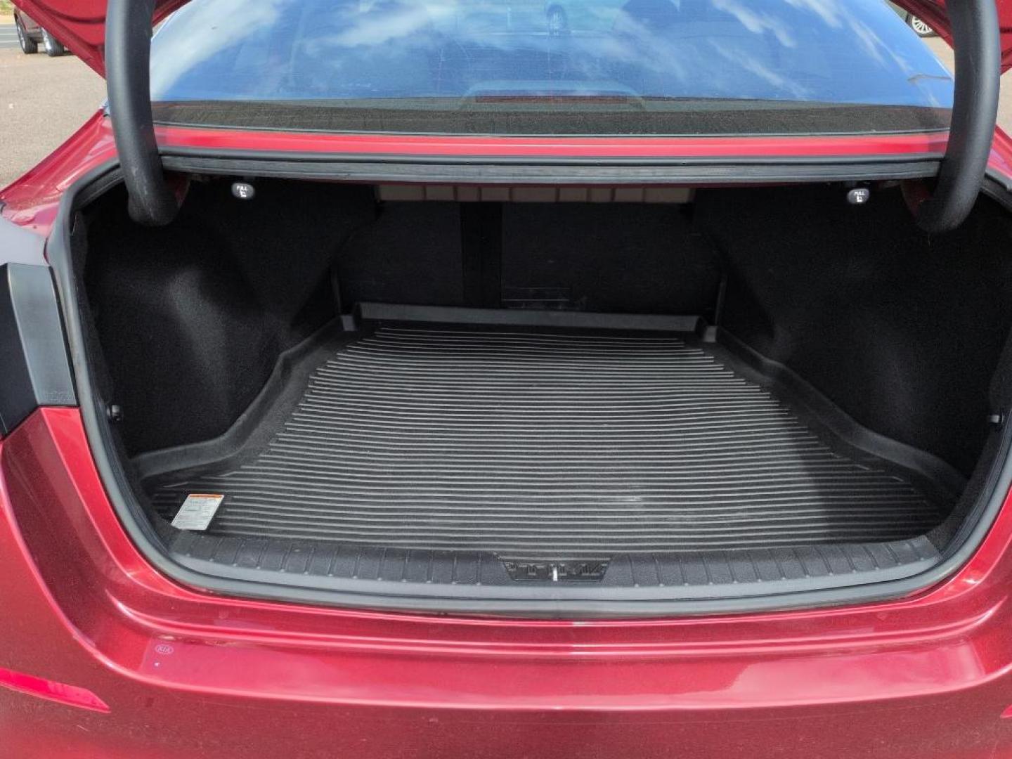 2015 RED Kia Optima EX (5XXGN4A71FG) with an 4 Cyl, 2.4L engine, Automatic transmission, located at 10890 W. Colfax Ave., Lakewood, CO, 80215, (303) 274-7692, 39.739914, -105.120132 - Photo#20