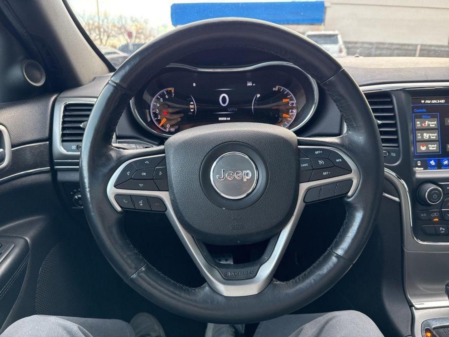2018 GRAY Jeep Grand Cherokee LIMITED 4WD (1C4RJFBG2JC) with an V6, 3.6L engine, Automatic transmission, located at 10890 W. Colfax Ave., Lakewood, CO, 80215, (303) 274-7692, 39.739914, -105.120132 - Photo#16