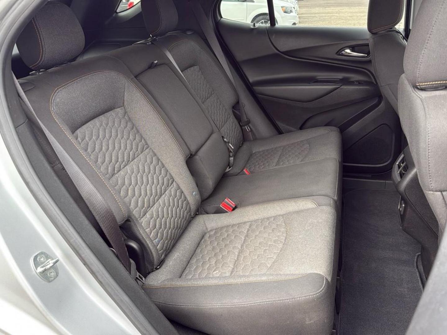 2020 SILVER Chevrolet Equinox LT (1LT) (2GNAXUEV4L6) with an 4 Cyl, 1.5L engine, Automatic transmission, located at 10890 W. Colfax Ave., Lakewood, CO, 80215, (303) 274-7692, 39.739914, -105.120132 - <b>Summary</b><br>Apple/ Android Carplay, Fully Serviced And Ready For Colorado! Non smoker,<br><br><b>Vehicle Details</b><br>Experience the perfect blend of style, efficiency, and versatility with this impressive 2020 Chevrolet Equinox LT (1LT)! This dynamic SUV is ready to elevate your driving exp - Photo#11