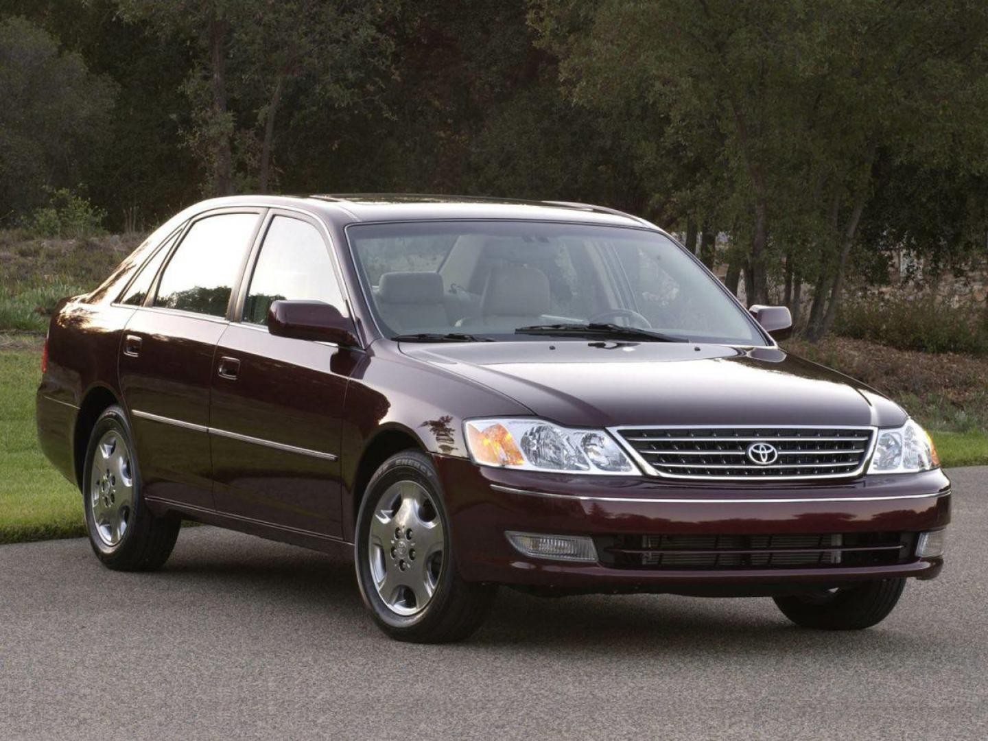 2004 Desert Sand Mica /127893 Toyota Avalon XL (4T1BF28B74U) with an 3.0L V6 SMPI DOHC engine, Automatic transmission, located at 10890 W. Colfax Ave., Lakewood, CO, 80215, (303) 274-7692, 39.739914, -105.120132 - 2004 Toyota Avalon FWD 4-Speed Automatic with Overdrive.<br><br>D1 Auto NEVER charges dealer fees! All cars have clean titles and have been inspected for mechanical issues. We have financing for everyone. Good credit, bad credit, first time buyers.<br>Clean CARFAX.<br>Please call Lakewood Location 3 - Photo#0