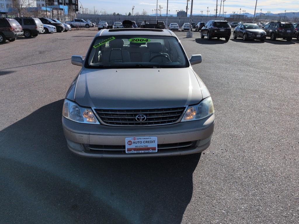 2004 GOLD Toyota Avalon XL (4T1BF28B74U) with an V6, 3.0L engine, Automatic transmission, located at 10890 W. Colfax Ave., Lakewood, CO, 80215, (303) 274-7692, 39.739914, -105.120132 - Photo#1
