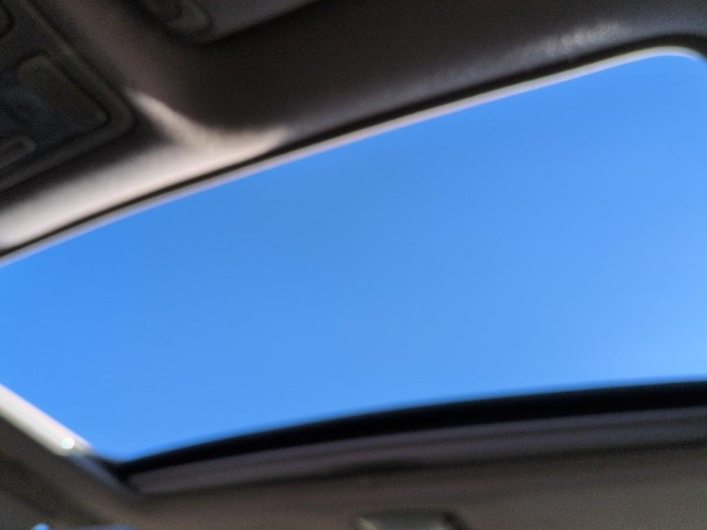 2004 GOLD Toyota Avalon XL (4T1BF28B74U) with an V6, 3.0L engine, Automatic transmission, located at 10890 W. Colfax Ave., Lakewood, CO, 80215, (303) 274-7692, 39.739914, -105.120132 - Photo#14