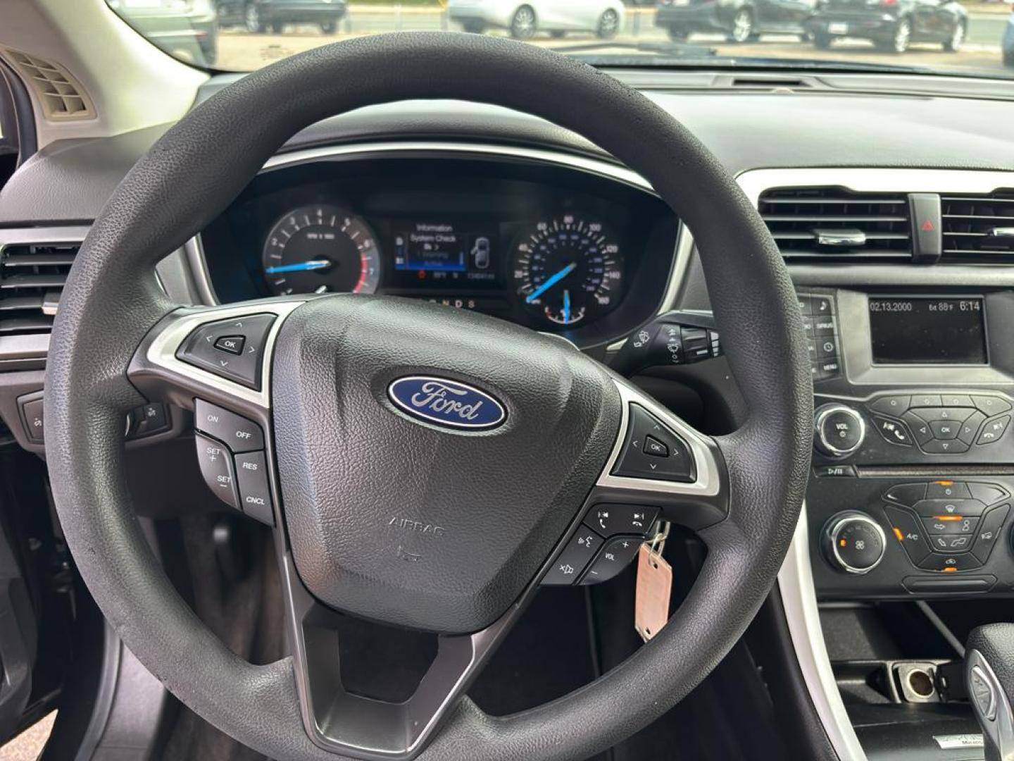 2013 BLACK Ford Fusion SE (3FA6P0HR6DR) with an 4 Cyl, 1.6L engine, Automatic transmission, located at 10890 W. Colfax Ave., Lakewood, CO, 80215, (303) 274-7692, 39.739914, -105.120132 - Photo#17
