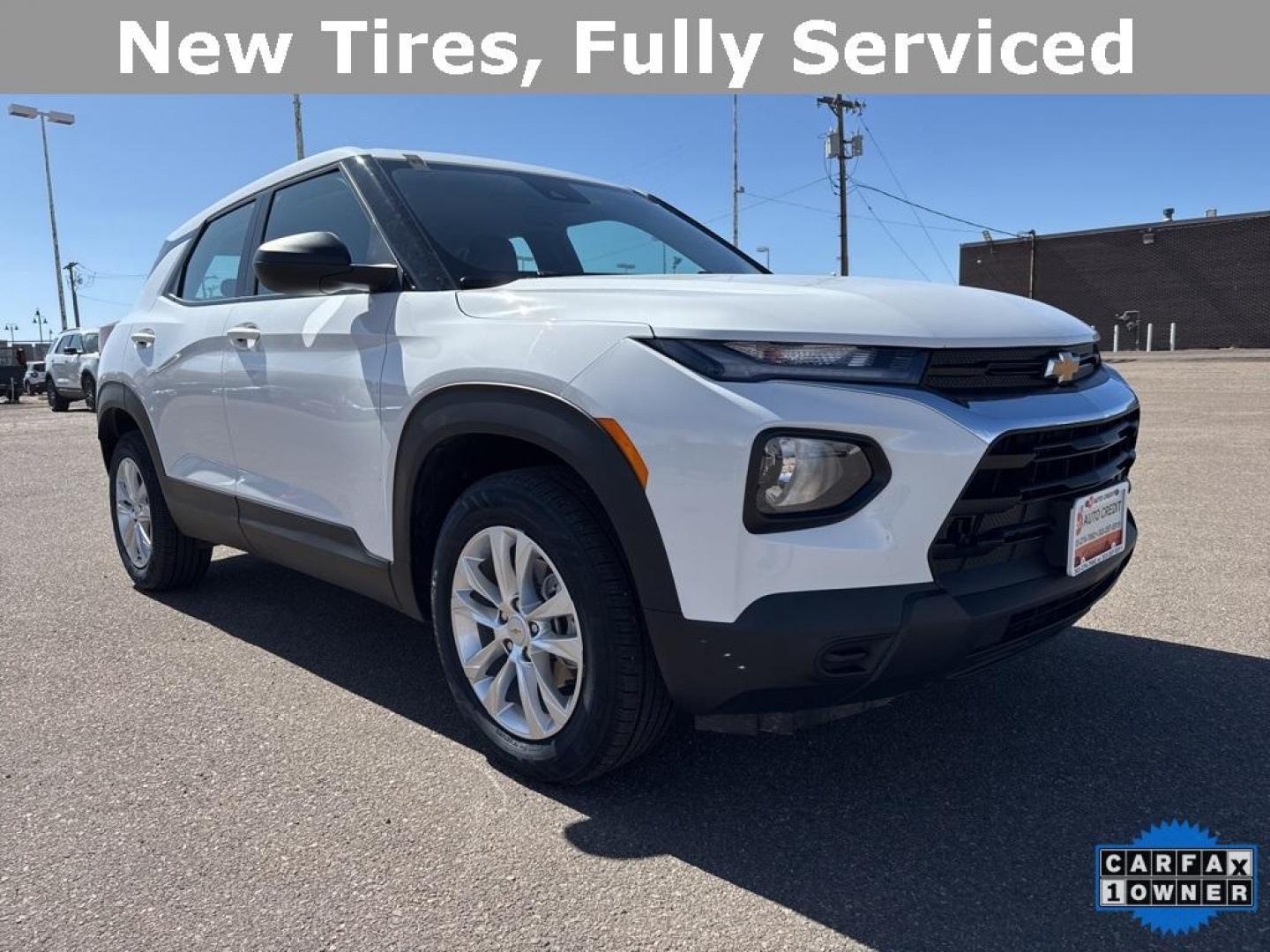 2023 WHITE /GRAY Chevrolet TrailBlazer LS (KL79MNSLXPB) with an 3 Cyl, 1.3L engine, Automatic transmission, located at 10890 W. Colfax Ave., Lakewood, CO, 80215, (303) 274-7692, 39.739914, -105.120132 - Photo#33