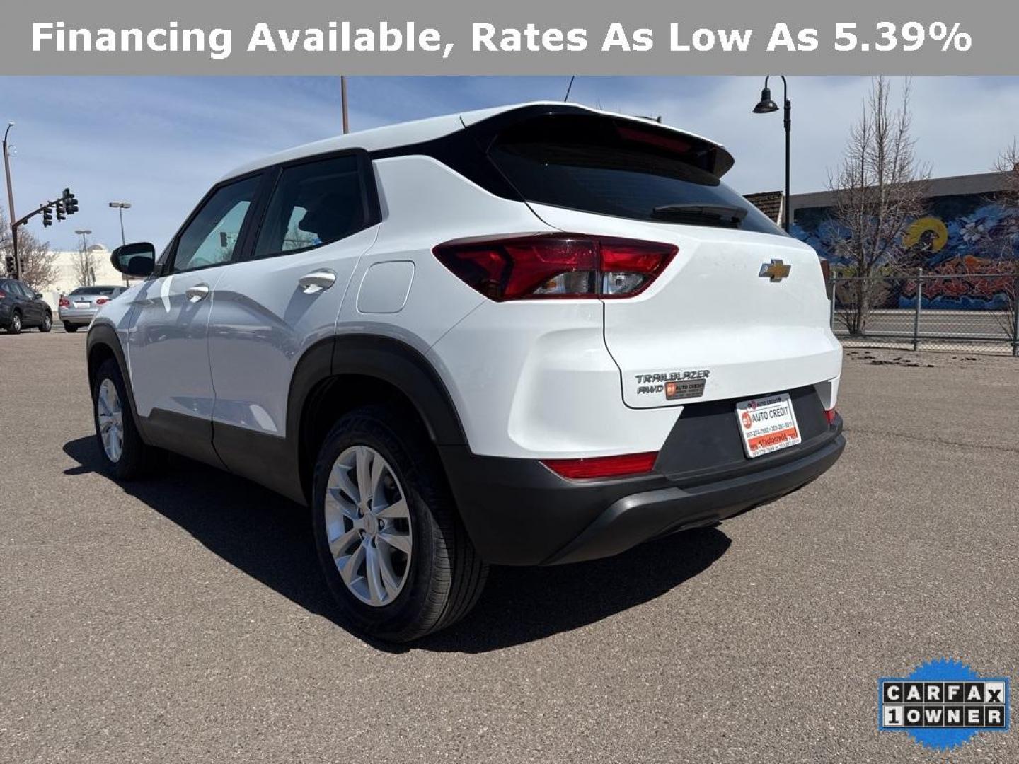 2023 WHITE /GRAY Chevrolet TrailBlazer LS (KL79MNSLXPB) with an 3 Cyl, 1.3L engine, Automatic transmission, located at 10890 W. Colfax Ave., Lakewood, CO, 80215, (303) 274-7692, 39.739914, -105.120132 - Photo#37