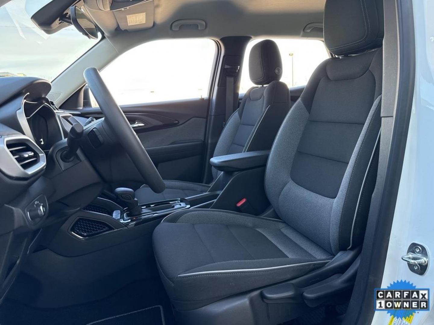 2023 WHITE /GRAY Chevrolet TrailBlazer LS (KL79MNSLXPB) with an 3 Cyl, 1.3L engine, Automatic transmission, located at 10890 W. Colfax Ave., Lakewood, CO, 80215, (303) 274-7692, 39.739914, -105.120132 - Photo#45
