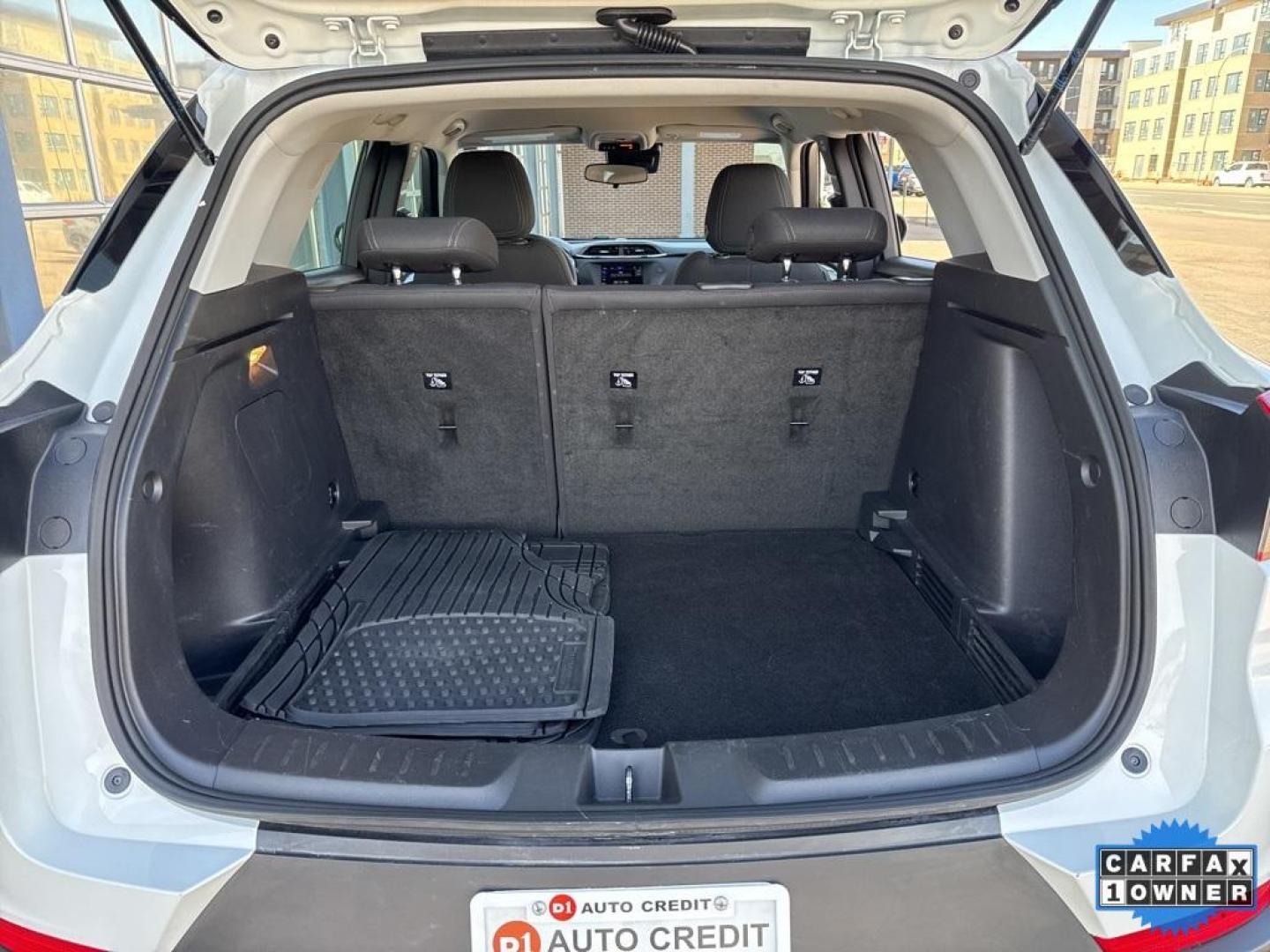 2023 WHITE /GRAY Chevrolet TrailBlazer LS (KL79MNSLXPB) with an 3 Cyl, 1.3L engine, Automatic transmission, located at 10890 W. Colfax Ave., Lakewood, CO, 80215, (303) 274-7692, 39.739914, -105.120132 - Photo#48