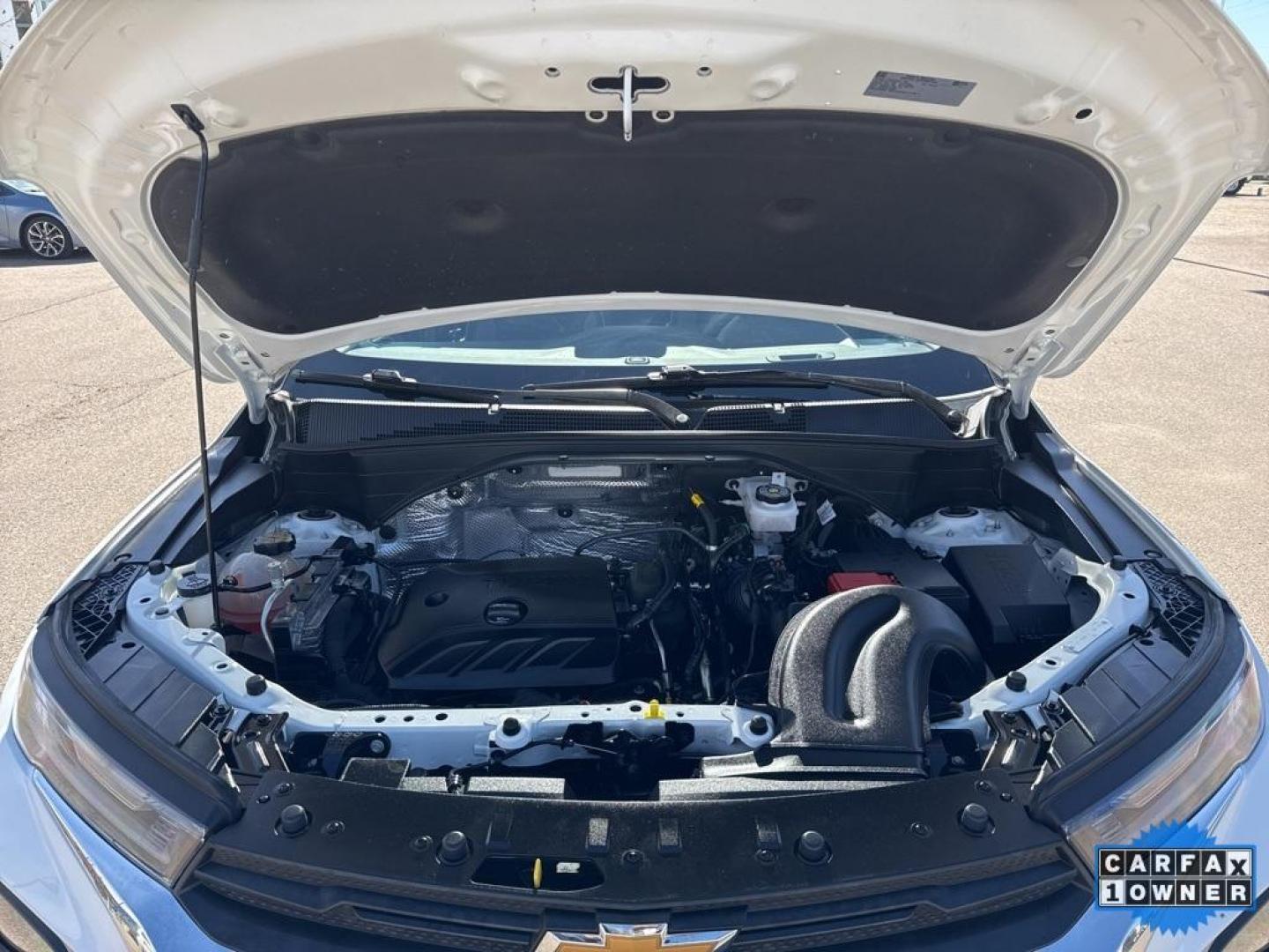 2023 WHITE /GRAY Chevrolet TrailBlazer LS (KL79MNSLXPB) with an 3 Cyl, 1.3L engine, Automatic transmission, located at 10890 W. Colfax Ave., Lakewood, CO, 80215, (303) 274-7692, 39.739914, -105.120132 - Photo#50
