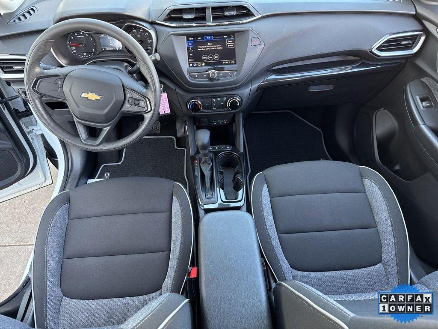 2023 WHITE /GRAY Chevrolet TrailBlazer LS (KL79MNSLXPB) with an 3 Cyl, 1.3L engine, Automatic transmission, located at 10890 W. Colfax Ave., Lakewood, CO, 80215, (303) 274-7692, 39.739914, -105.120132 - Photo#13