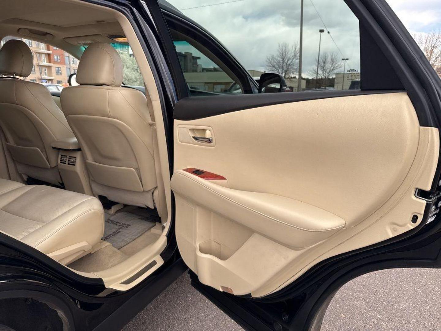2010 BLACK Lexus RX 350 Base (2T2BK1BA3AC) with an V6, 3.5L engine, Automatic transmission, located at 10890 W. Colfax Ave., Lakewood, CO, 80215, (303) 274-7692, 39.739914, -105.120132 - Photo#10