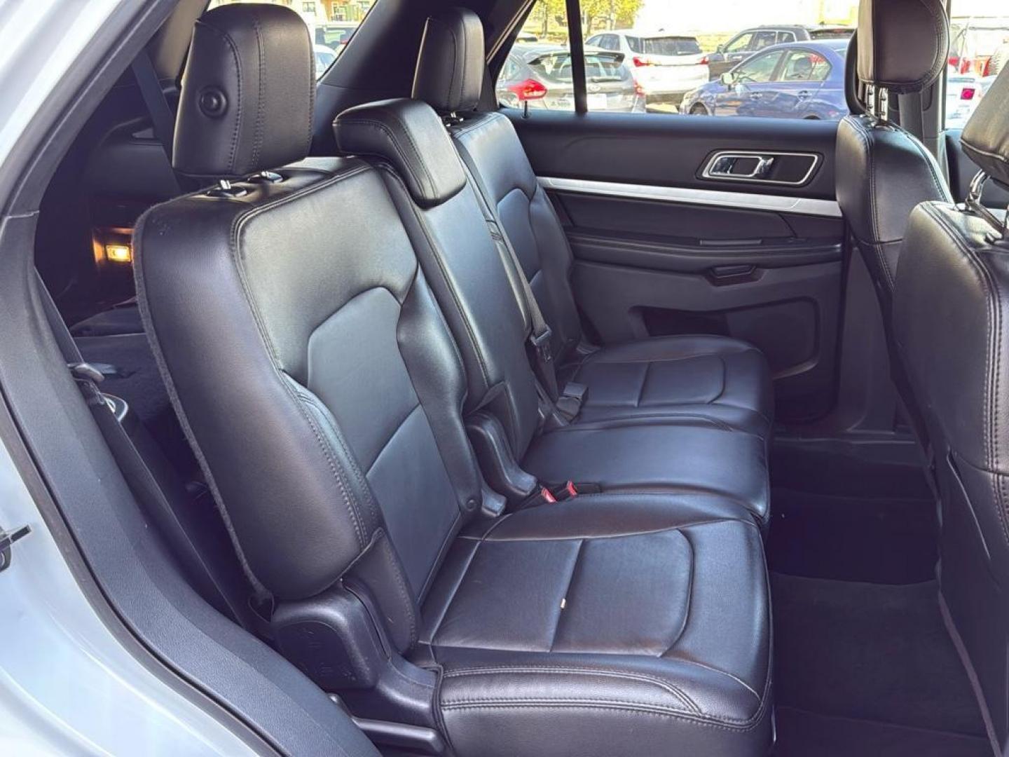 2016 WHITE Ford Explorer XLT (1FM5K8D85GG) with an V6, 3.5L engine, Automatic transmission, located at 10890 W. Colfax Ave., Lakewood, CO, 80215, (303) 274-7692, 39.739914, -105.120132 - Photo#16