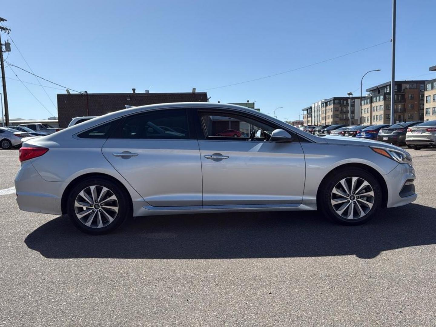 2015 SILVER Hyundai Sonata SPORT (5NPE34AF4FH) with an 4 Cyl, 2.4L engine, Automatic transmission, located at 10890 W. Colfax Ave., Lakewood, CO, 80215, (303) 274-7692, 39.739914, -105.120132 - Photo#3