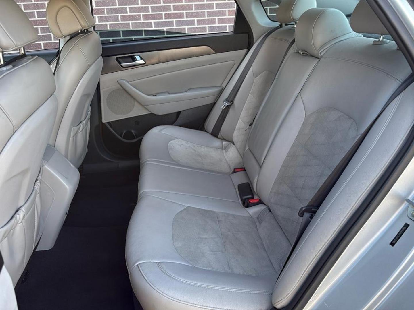 2015 SILVER Hyundai Sonata SPORT (5NPE34AF4FH) with an 4 Cyl, 2.4L engine, Automatic transmission, located at 10890 W. Colfax Ave., Lakewood, CO, 80215, (303) 274-7692, 39.739914, -105.120132 - Photo#13