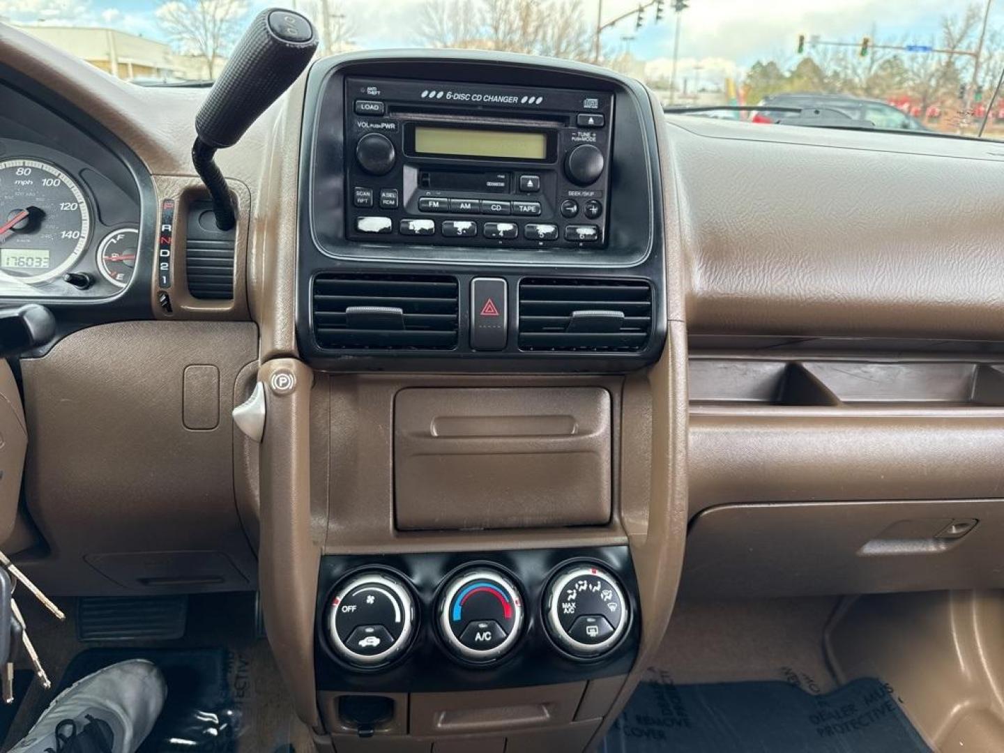 2004 Chianti Red Pearl /Saddle Honda CR-V EX (JHLRD78854C) with an 2.4L I4 SMPI DOHC engine, Automatic transmission, located at 10890 W. Colfax Ave., Lakewood, CO, 80215, (303) 274-7692, 39.739914, -105.120132 - 2004 Honda CR-V AWD AWD.<br><br>D1 Auto NEVER charges dealer fees! All cars have clean titles and have been inspected for mechanical issues. We have financing for everyone. Good credit, bad credit, first time buyers.<br><br>Please call Lakewood Location 303-274-7692 or Thornton 303-287-5511 to sched - Photo#9
