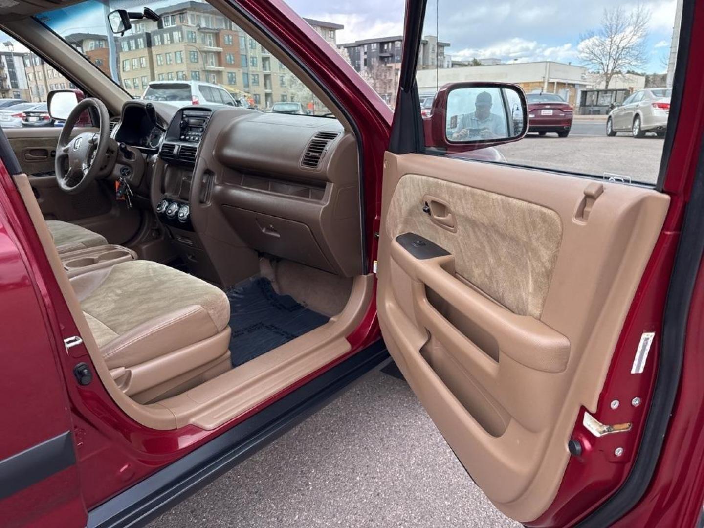 2004 Chianti Red Pearl /Saddle Honda CR-V EX (JHLRD78854C) with an 2.4L I4 SMPI DOHC engine, Automatic transmission, located at 10890 W. Colfax Ave., Lakewood, CO, 80215, (303) 274-7692, 39.739914, -105.120132 - 2004 Honda CR-V AWD AWD.<br><br>D1 Auto NEVER charges dealer fees! All cars have clean titles and have been inspected for mechanical issues. We have financing for everyone. Good credit, bad credit, first time buyers.<br><br>Please call Lakewood Location 303-274-7692 or Thornton 303-287-5511 to sched - Photo#19