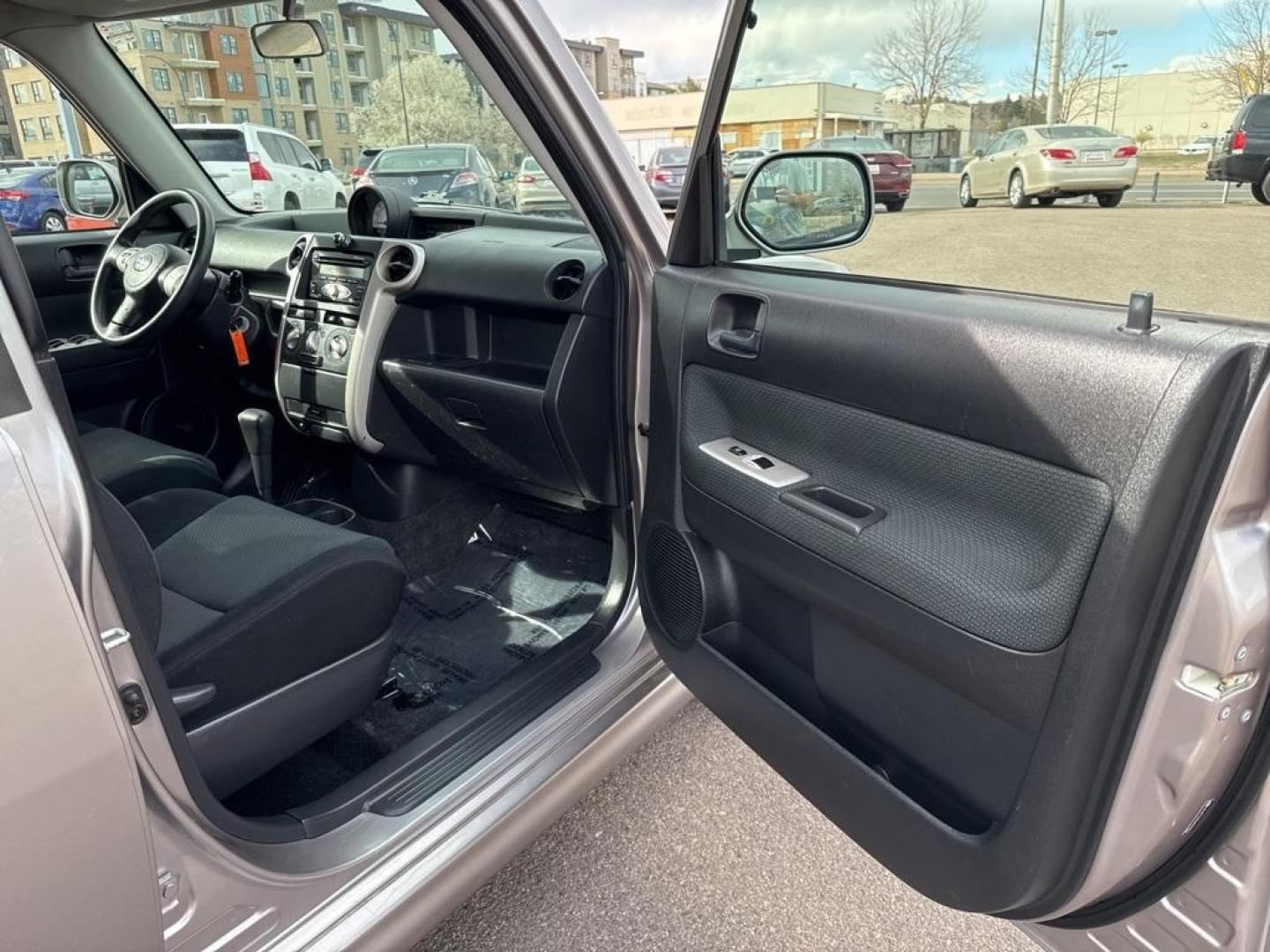 2006 SILVER Scion xB Base (JTLKT324364) with an 4 Cyl, 1.5L engine, Automatic transmission, located at 10890 W. Colfax Ave., Lakewood, CO, 80215, (303) 274-7692, 39.739914, -105.120132 - Photo#40