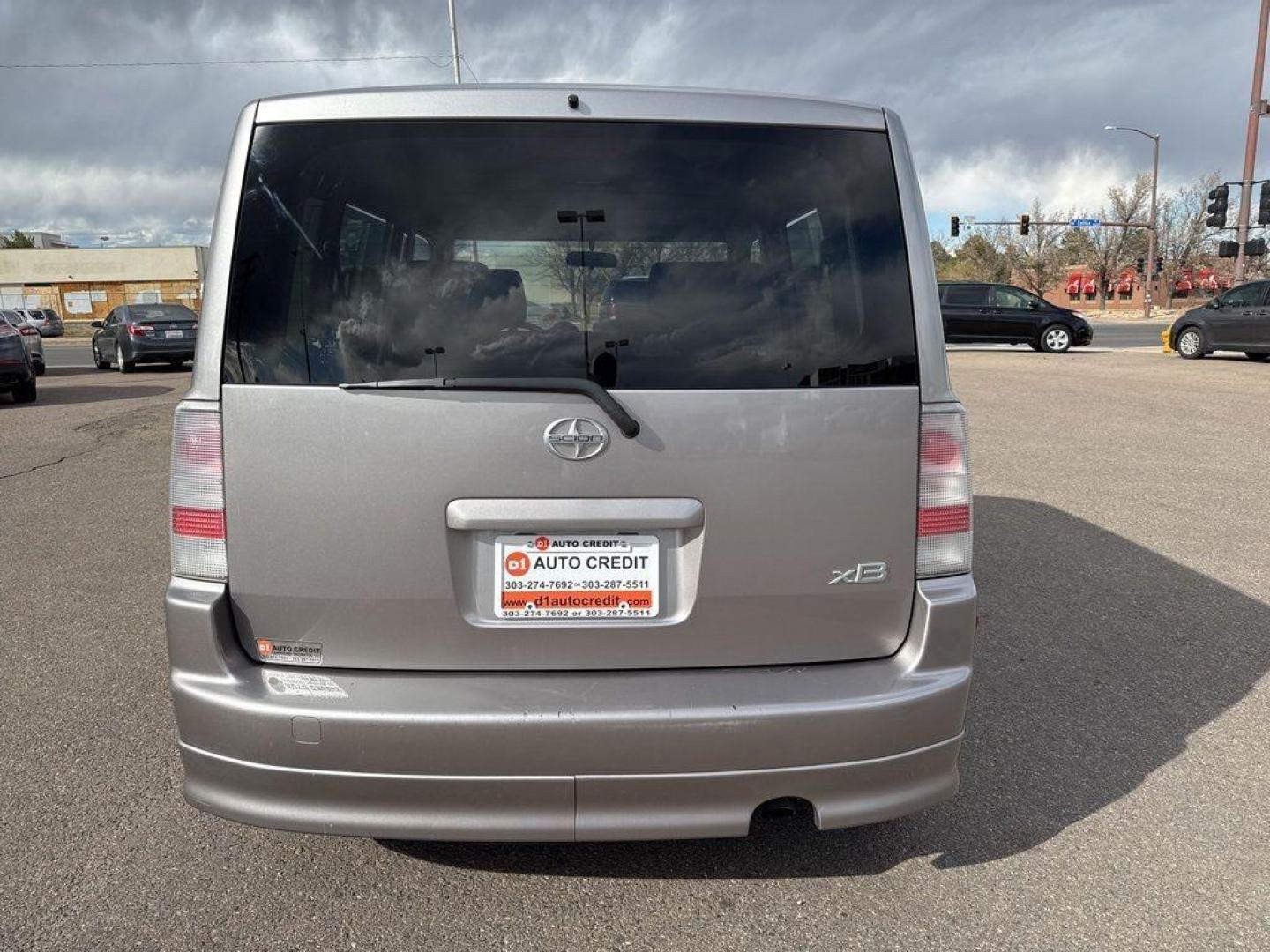 2006 SILVER Scion xB Base (JTLKT324364) with an 4 Cyl, 1.5L engine, Automatic transmission, located at 10890 W. Colfax Ave., Lakewood, CO, 80215, (303) 274-7692, 39.739914, -105.120132 - Photo#5
