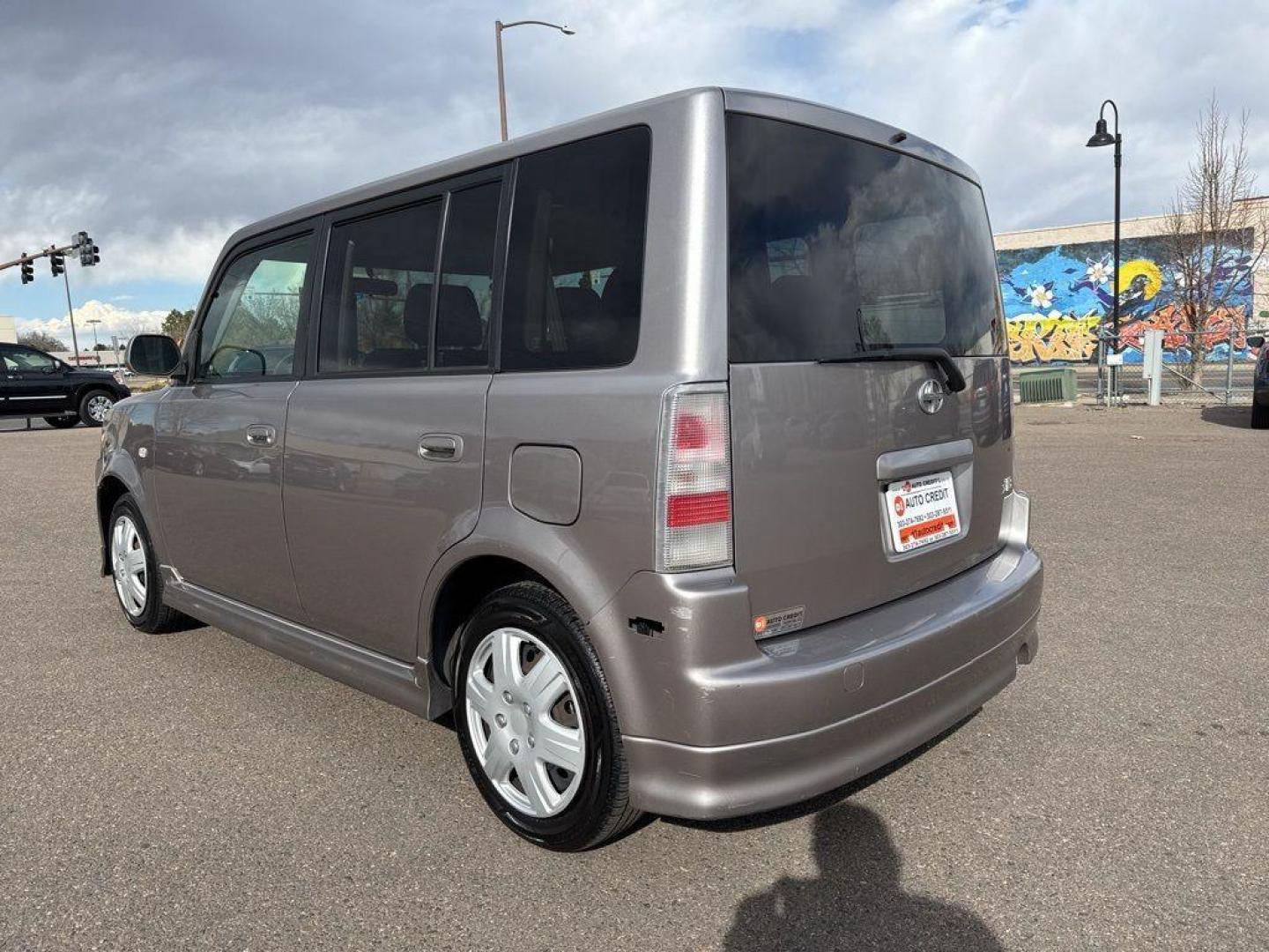 2006 SILVER Scion xB Base (JTLKT324364) with an 4 Cyl, 1.5L engine, Automatic transmission, located at 10890 W. Colfax Ave., Lakewood, CO, 80215, (303) 274-7692, 39.739914, -105.120132 - Photo#6