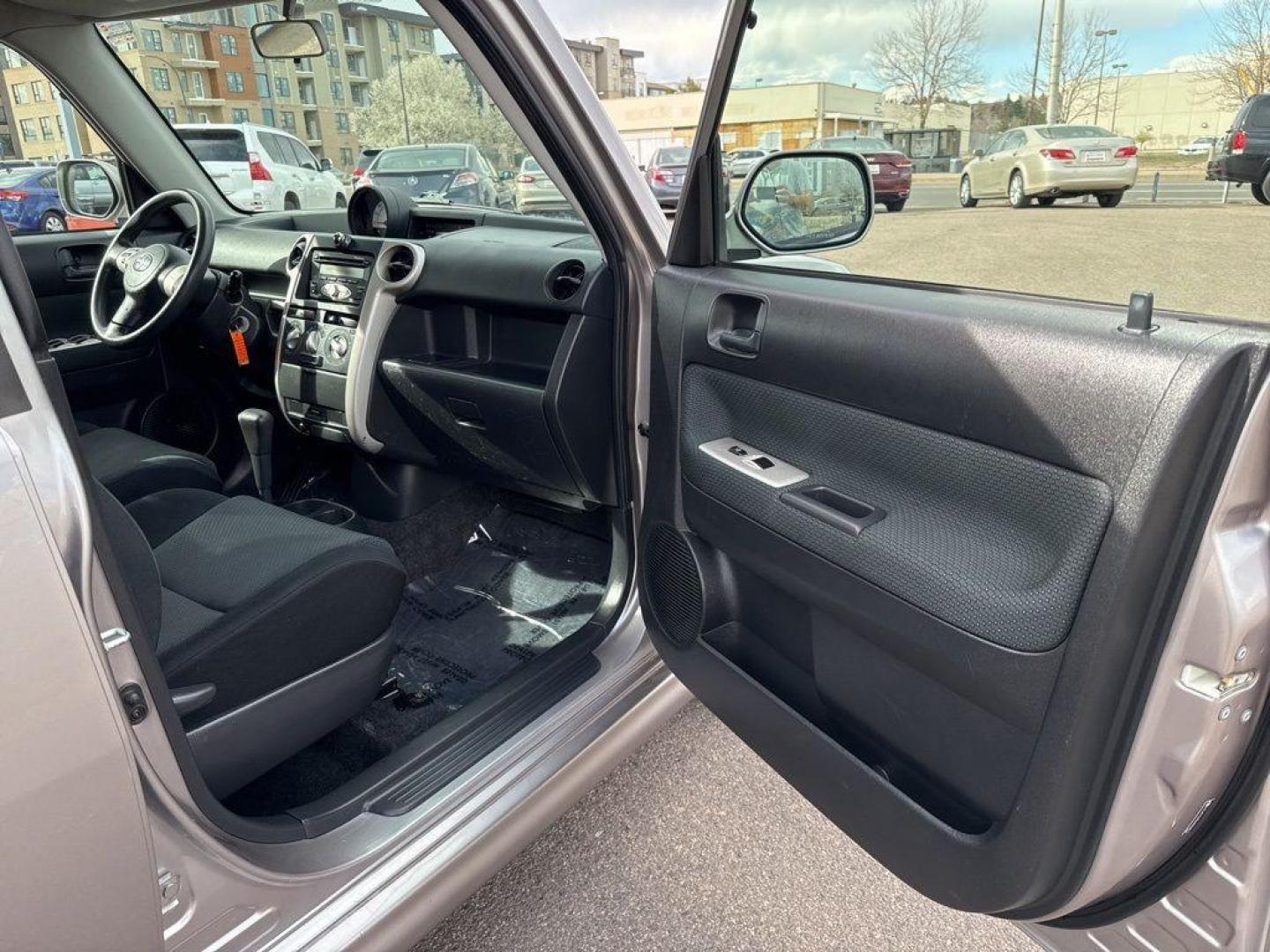 2006 SILVER Scion xB Base (JTLKT324364) with an 4 Cyl, 1.5L engine, Automatic transmission, located at 10890 W. Colfax Ave., Lakewood, CO, 80215, (303) 274-7692, 39.739914, -105.120132 - Photo#18