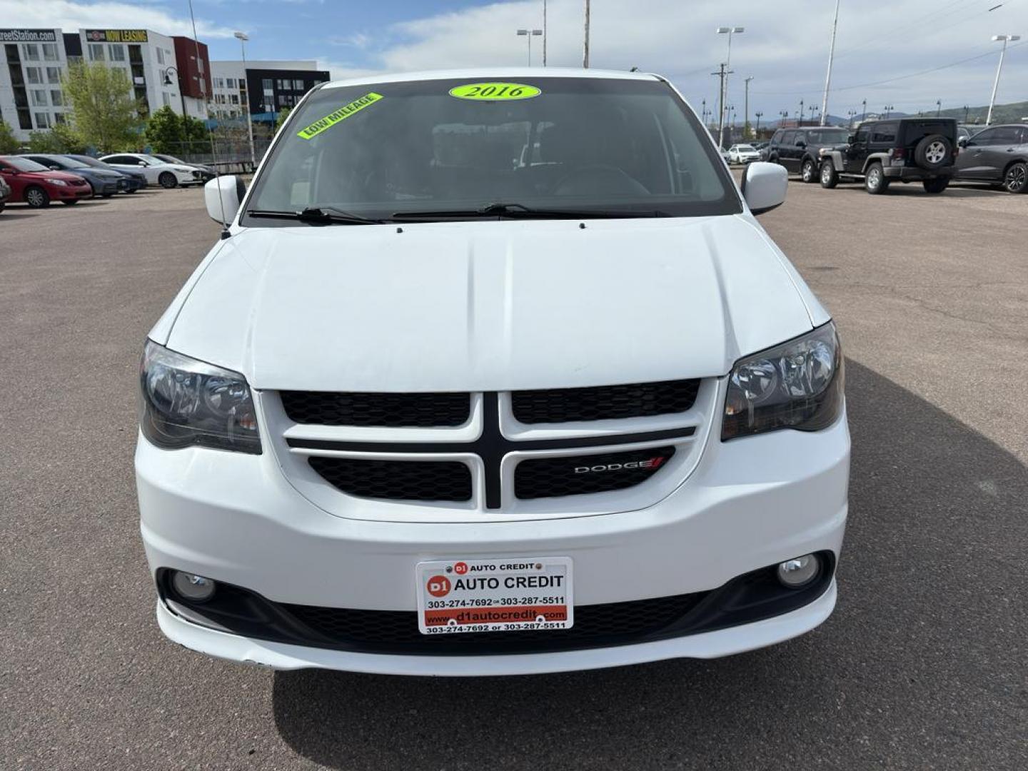 2016 WHITE Dodge Grand Caravan R/T (2C4RDGEG4GR) with an V6, 3.6L engine, Automatic transmission, located at 10890 W. Colfax Ave., Lakewood, CO, 80215, (303) 274-7692, 39.739914, -105.120132 - Photo#1