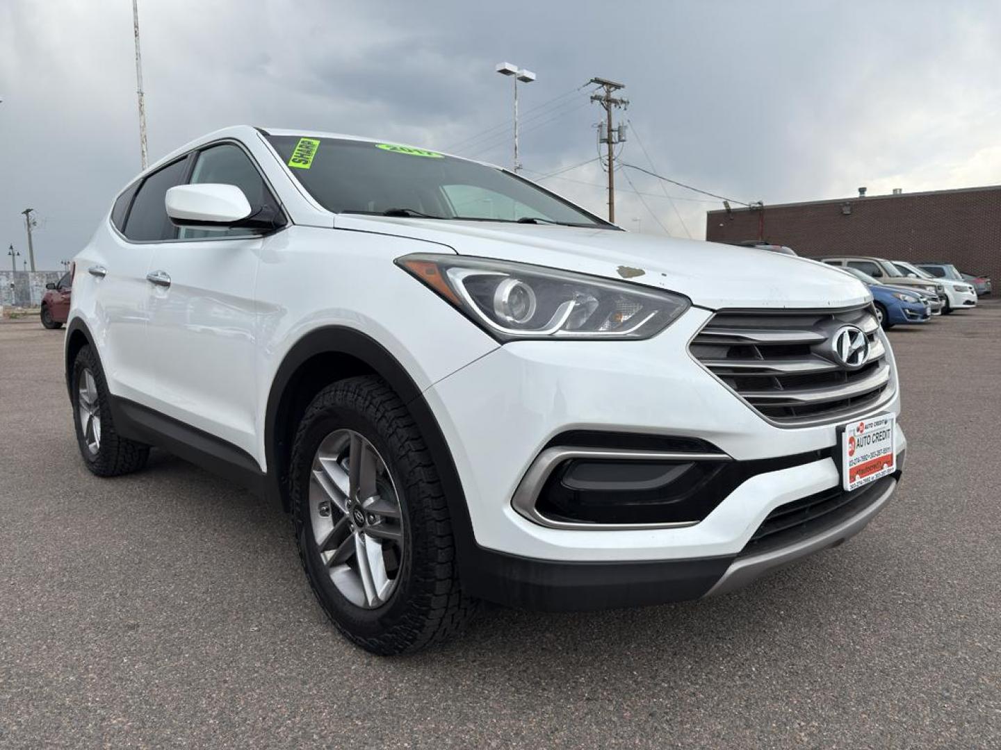 2017 WHITE Hyundai Santa Fe Sport Base (5NMZTDLB8HH) with an 4 Cyl, 2.4L engine, Automatic transmission, located at 10890 W. Colfax Ave., Lakewood, CO, 80215, (303) 274-7692, 39.739914, -105.120132 - Photo#2