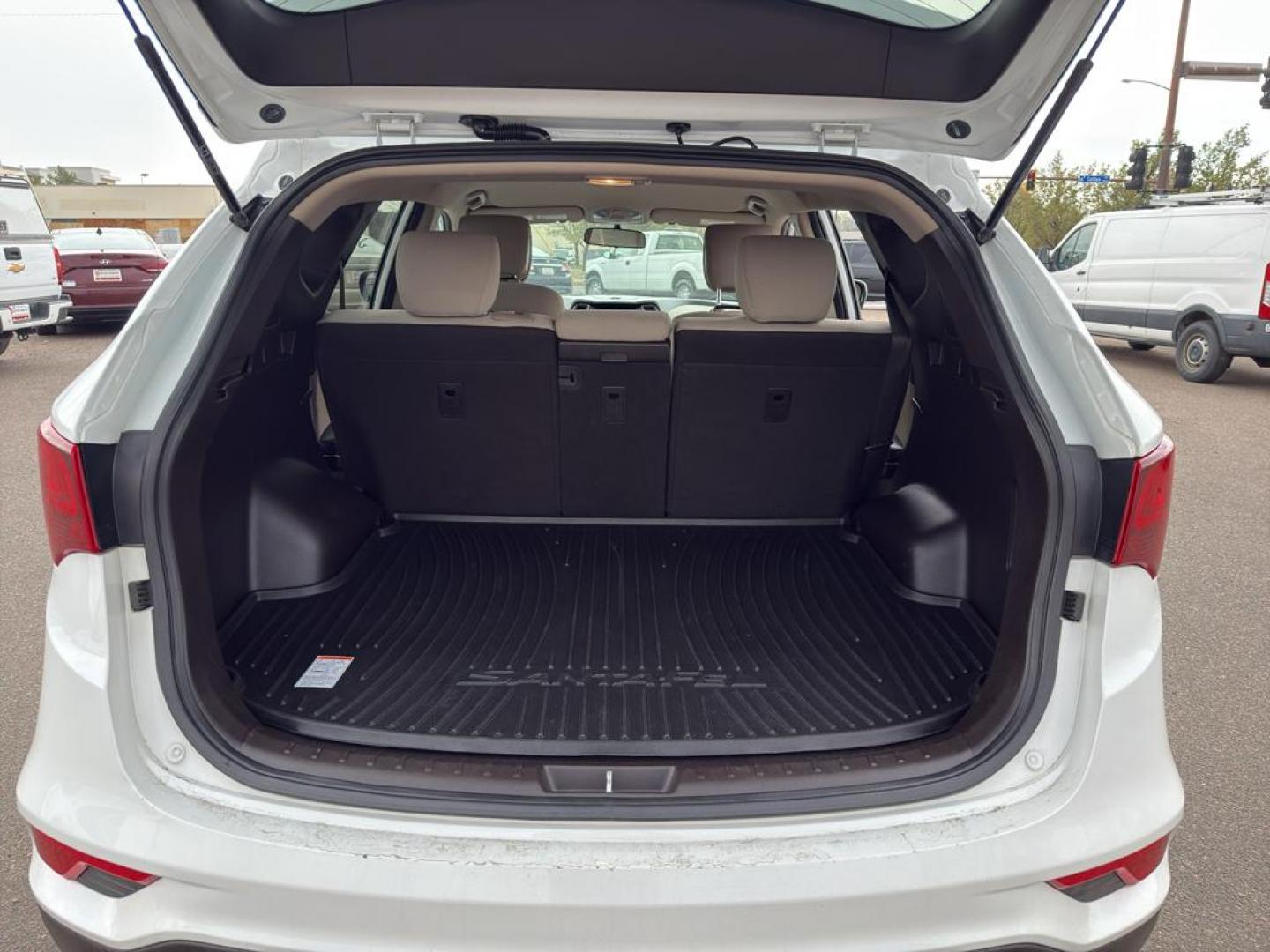 2017 WHITE Hyundai Santa Fe Sport Base (5NMZTDLB8HH) with an 4 Cyl, 2.4L engine, Automatic transmission, located at 10890 W. Colfax Ave., Lakewood, CO, 80215, (303) 274-7692, 39.739914, -105.120132 - Photo#12