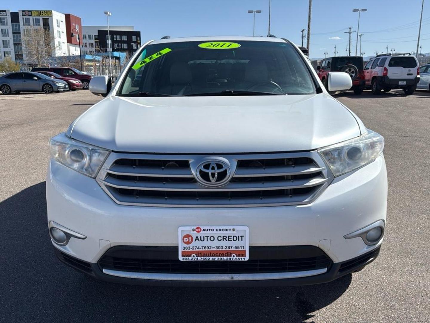 2011 WHITE Toyota Highlander Limited (5TDDK3EH4BS) with an V6, 3.5L engine, Automatic transmission, located at 10890 W. Colfax Ave., Lakewood, CO, 80215, (303) 274-7692, 39.739914, -105.120132 - Photo#1