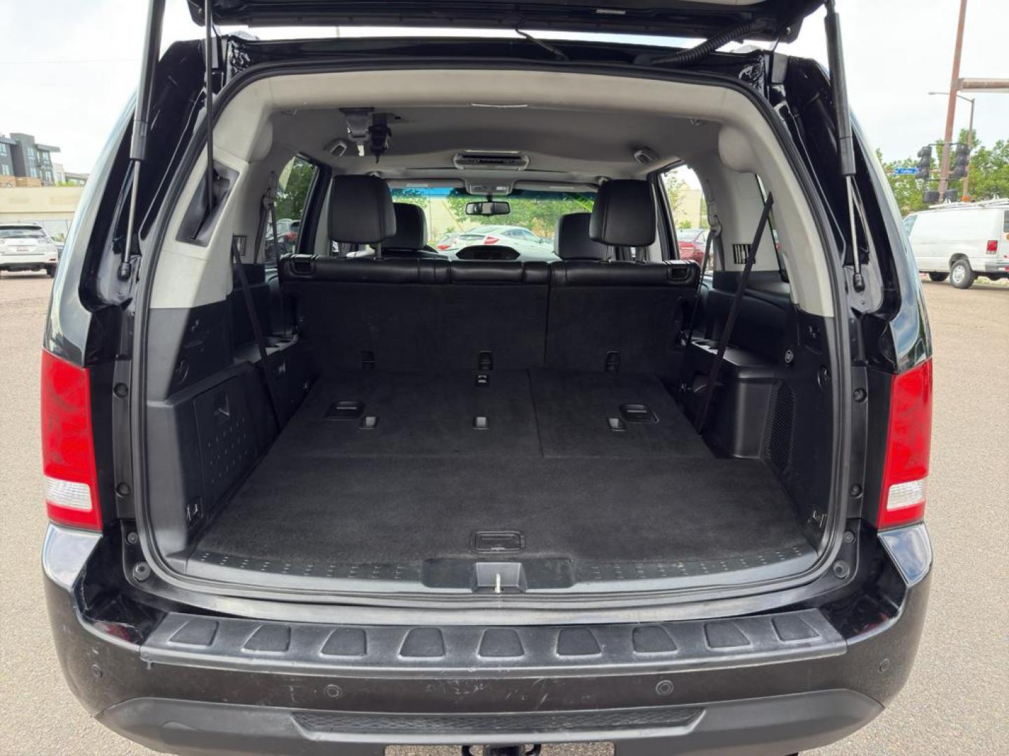 2014 BLACK /ACTUAL Honda Pilot Touring-RES (5FNYF4H97EB) with an V6, 3.5L engine, Automatic transmission, located at 10890 W. Colfax Ave., Lakewood, CO, 80215, (303) 274-7692, 39.739914, -105.120132 - Discover the perfect blend of style, comfort, and performance with this stunning 2014 Honda Pilot Touring-RES! This versatile SUV is designed to elevate your driving experience with its impeccable features and robust engineering. Under the hood, the Honda Pilot is powered by a dynamic V6, 3.5L engin - Photo#15