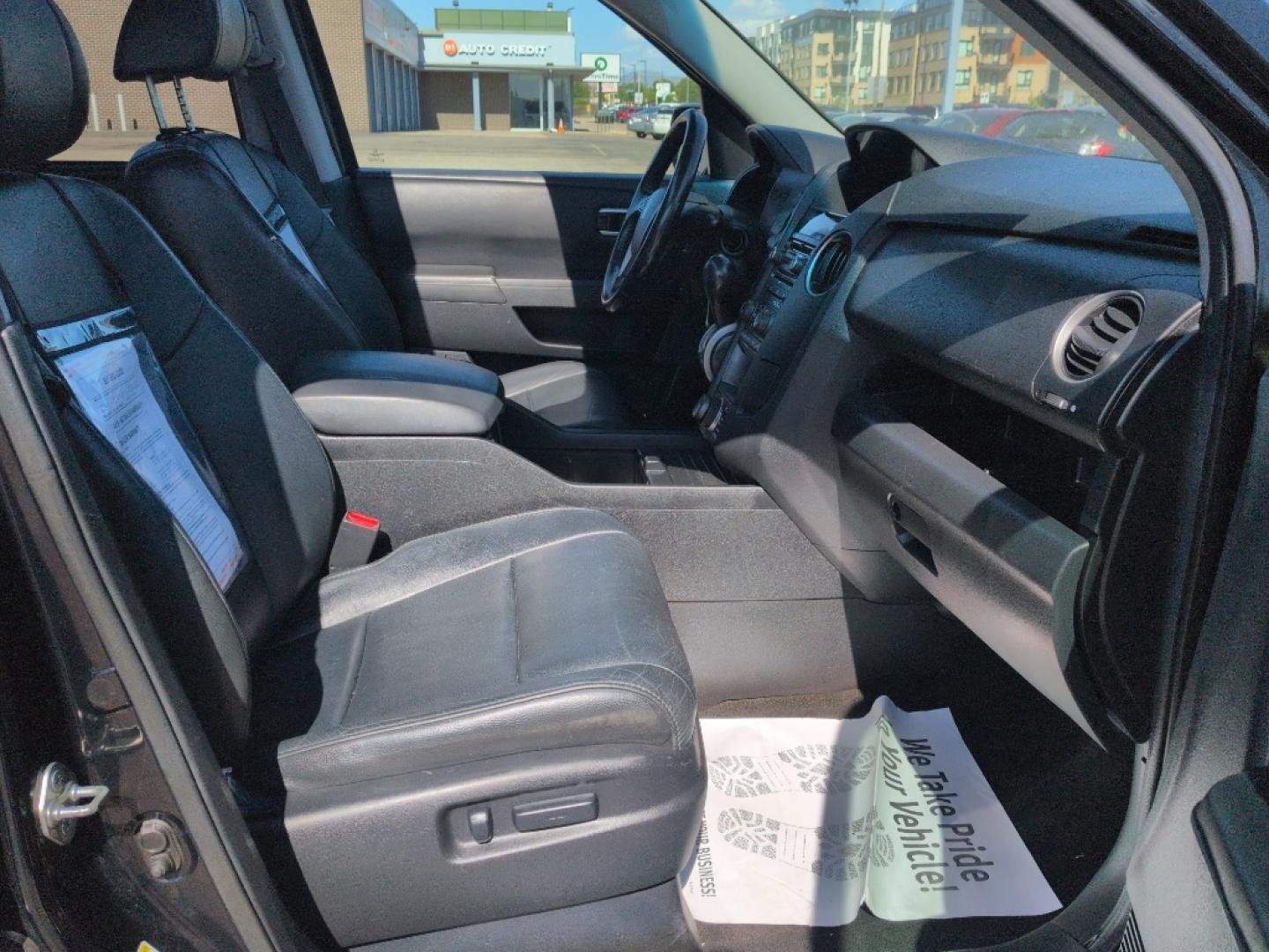 2014 BLACK Honda Pilot Touring-RES (5FNYF4H97EB) with an V6, 3.5L engine, Automatic transmission, located at 10890 W. Colfax Ave., Lakewood, CO, 80215, (303) 274-7692, 39.739914, -105.120132- Photo#20