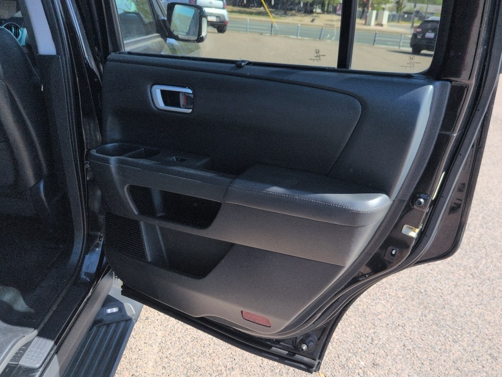 2014 BLACK Honda Pilot Touring-RES (5FNYF4H97EB) with an V6, 3.5L engine, Automatic transmission, located at 10890 W. Colfax Ave., Lakewood, CO, 80215, (303) 274-7692, 39.739914, -105.120132- Photo#21