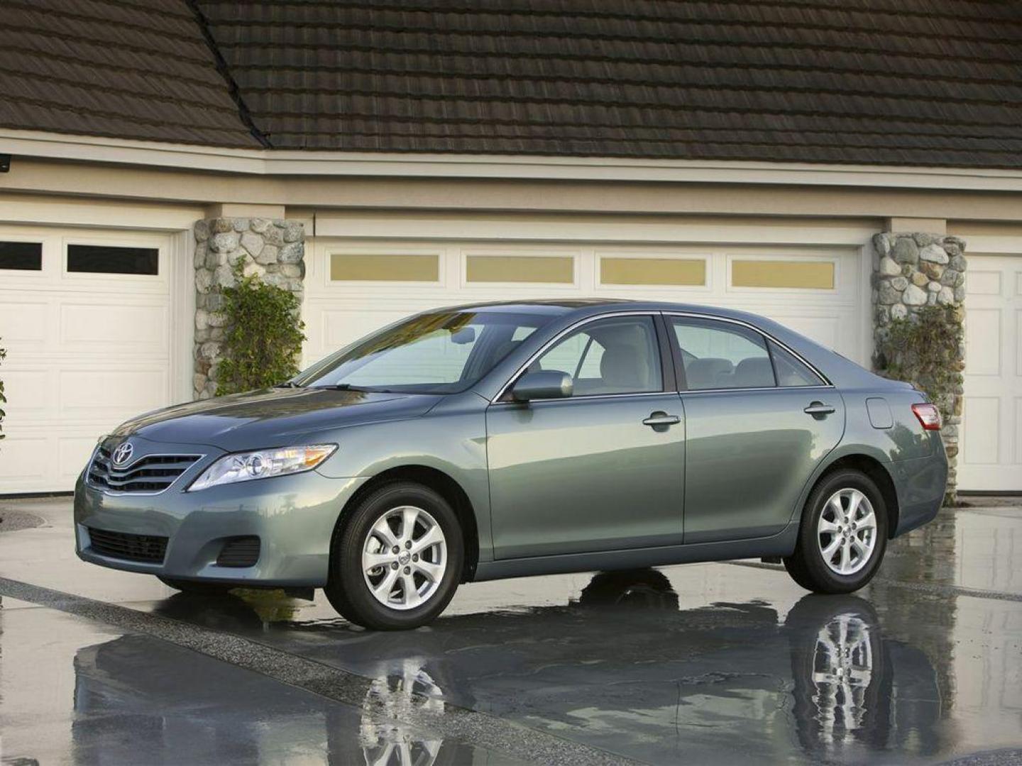 2011 Toyota Camry (4T1BF3EK3BU) with an 4 Cyl, 2.5L engine, Manual transmission, located at 10890 W. Colfax Ave., Lakewood, CO, 80215, (303) 274-7692, 39.739914, -105.120132 - Photo#1