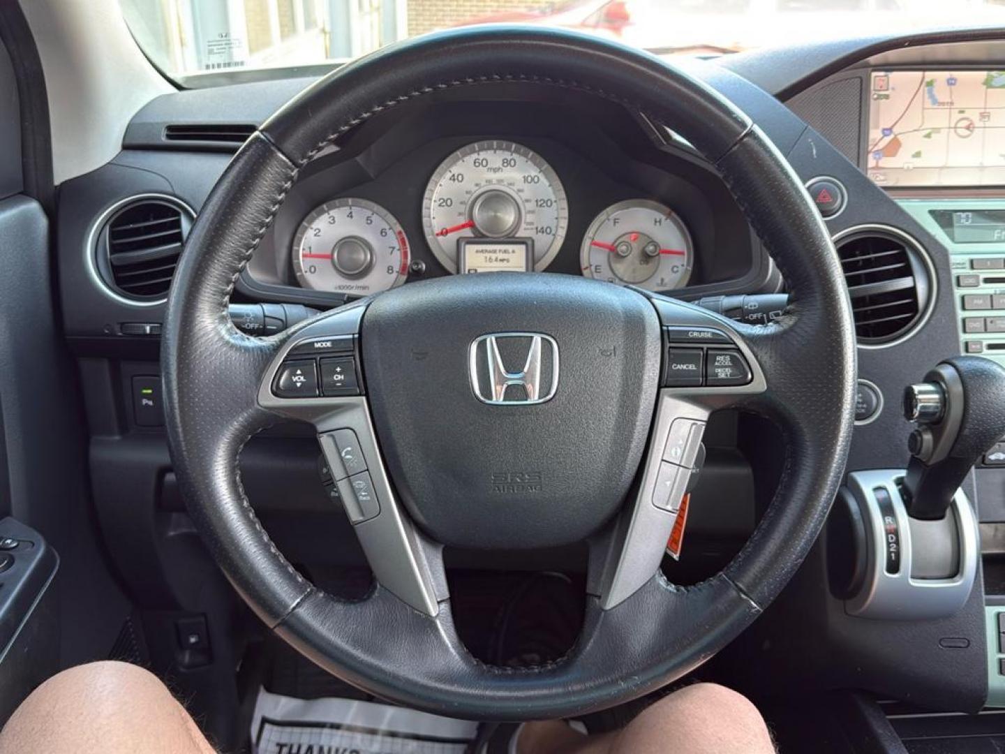 2011 WHITE Honda Pilot Touring-RES (5FNYF4H9XBB) with an V6, 3.5L engine, Automatic transmission, located at 10890 W. Colfax Ave., Lakewood, CO, 80215, (303) 274-7692, 39.739914, -105.120132 - Photo#9