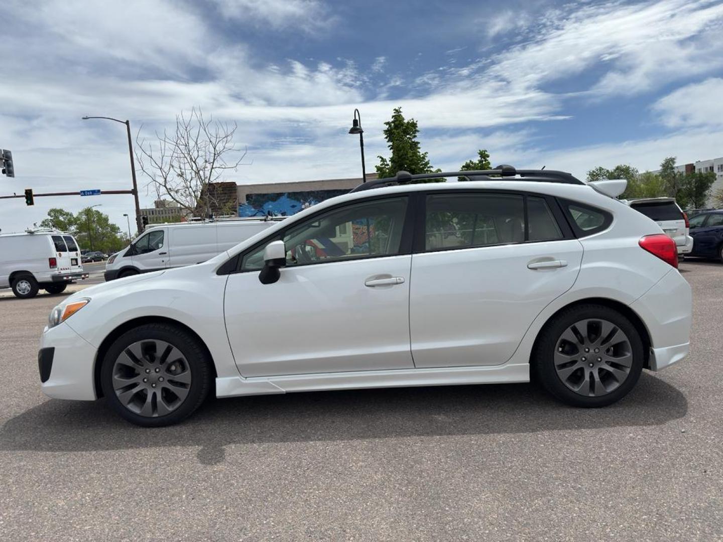 2013 WHITE Subaru Impreza Sport (JF1GPAL63DH) with an 4 Cyl, 2.0L engine, Automatic transmission, located at 10890 W. Colfax Ave., Lakewood, CO, 80215, (303) 274-7692, 39.739914, -105.120132 - Photo#7