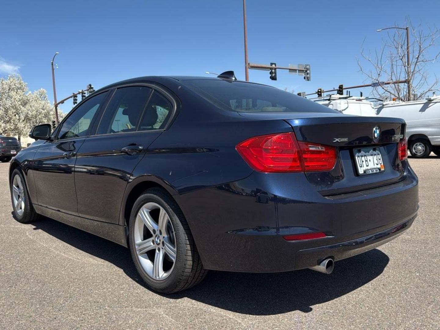 2014 BLUE /TAN BMW 3 series 320i XDrive (WBA3C3C59EK) with an 4 Cyl, 2.0L engine, Automatic transmission, located at 10890 W. Colfax Ave., Lakewood, CO, 80215, (303) 274-7692, 39.739914, -105.120132 - <b>Summary</b><br>Check out this low mile, All Wheel Drive BMW 3 Series. Loaded with heated leather seats, Sun Roof, Bluetoothe Audio and much more. One Owner, Clean Colorado tile with no accidents. This one has been very well maintained and tons of records on the FREE Carfax. Heated Leather Seats, - Photo#7