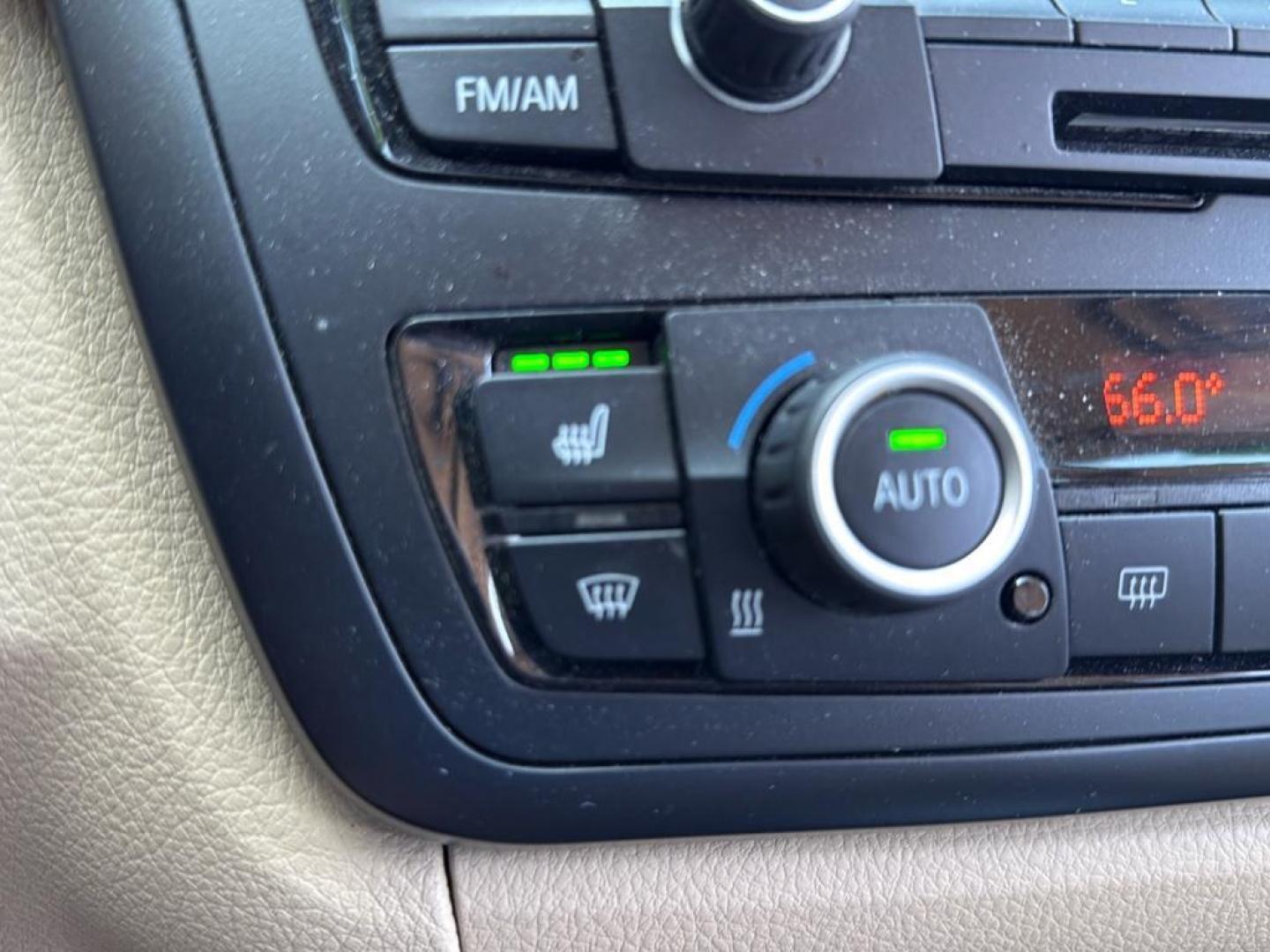 2014 BLUE /TAN BMW 3 series 320i XDrive (WBA3C3C59EK) with an 4 Cyl, 2.0L engine, Automatic transmission, located at 10890 W. Colfax Ave., Lakewood, CO, 80215, (303) 274-7692, 39.739914, -105.120132 - <b>Summary</b><br>Check out this low mile, All Wheel Drive BMW 3 Series. Loaded with heated leather seats, Sun Roof, Bluetoothe Audio and much more. One Owner, Clean Colorado tile with no accidents. This one has been very well maintained and tons of records on the FREE Carfax. Heated Leather Seats, - Photo#12