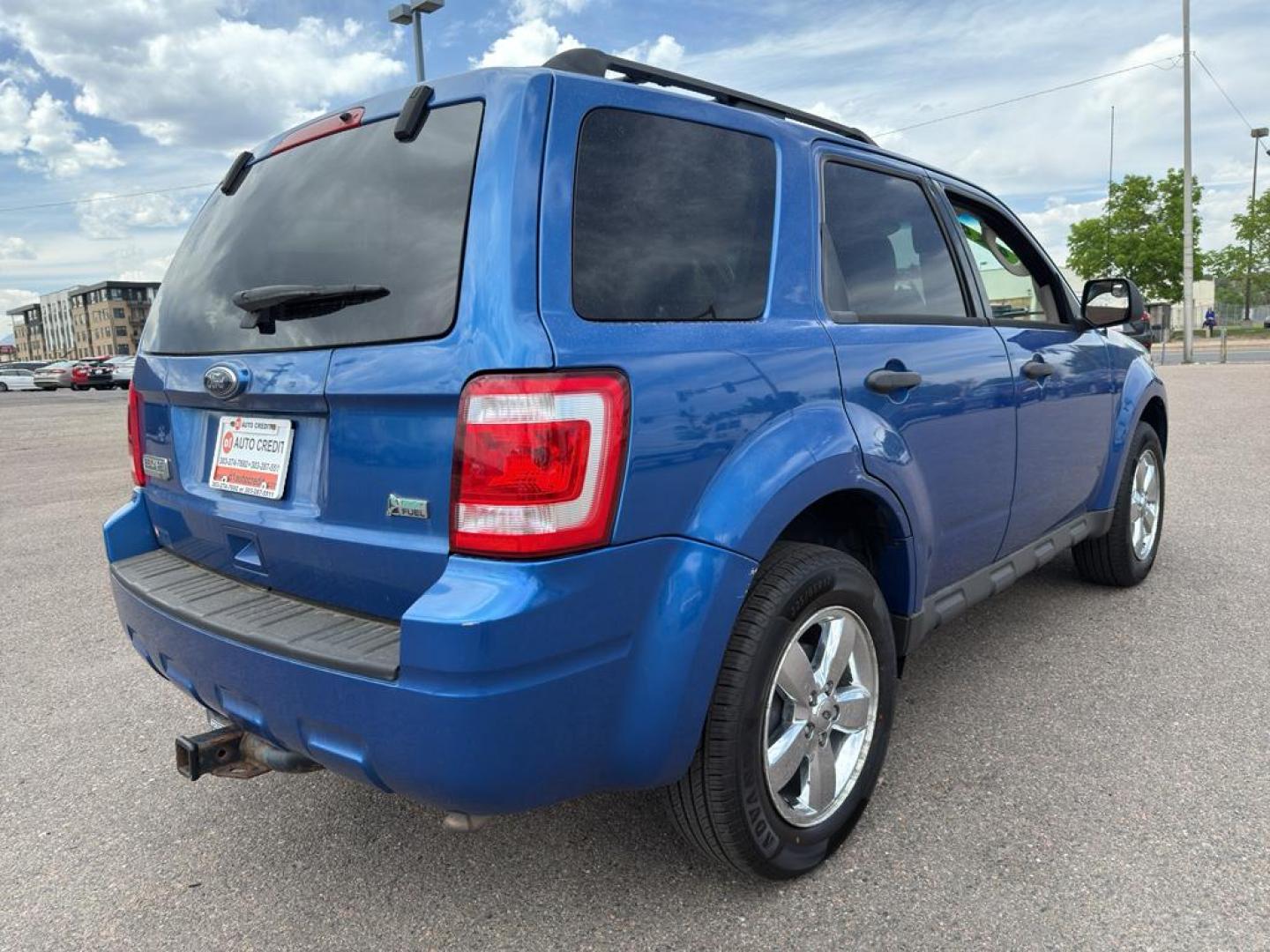 2011 BLUE Ford Escape XLT (1FMCU9DG8BK) with an V6, 3.0L engine, Automatic transmission, located at 10890 W. Colfax Ave., Lakewood, CO, 80215, (303) 274-7692, 39.739914, -105.120132 - Discover the reliability and versatility of the 2011 Ford Escape XLT, a compact SUV designed to meet diverse driving needs. This model features a robust 4WD system, perfect for tackling various road conditions with ease and confidence. Under the hood, you'll find a powerful V6, 3.0L engine that deli - Photo#4