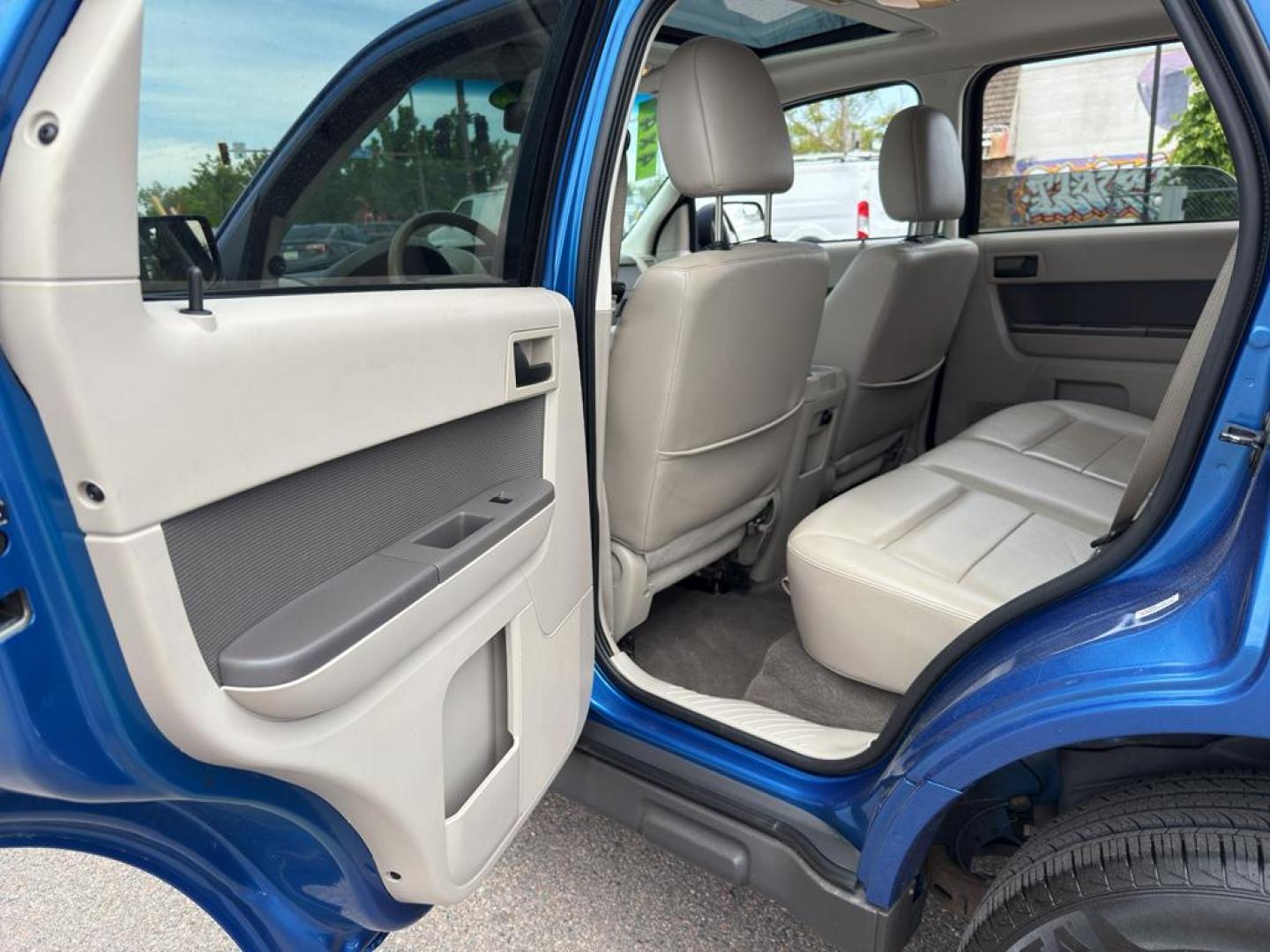 2011 BLUE Ford Escape XLT (1FMCU9DG8BK) with an V6, 3.0L engine, Automatic transmission, located at 10890 W. Colfax Ave., Lakewood, CO, 80215, (303) 274-7692, 39.739914, -105.120132 - Discover the reliability and versatility of the 2011 Ford Escape XLT, a compact SUV designed to meet diverse driving needs. This model features a robust 4WD system, perfect for tackling various road conditions with ease and confidence. Under the hood, you'll find a powerful V6, 3.0L engine that deli - Photo#14