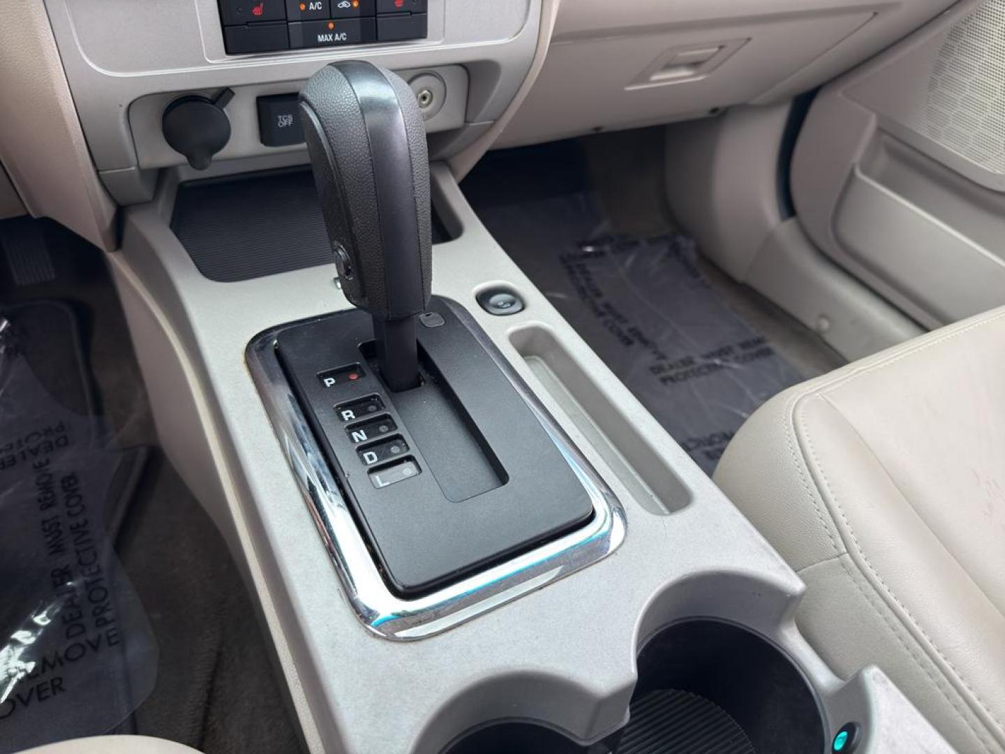 2011 BLUE Ford Escape XLT (1FMCU9DG8BK) with an V6, 3.0L engine, Automatic transmission, located at 10890 W. Colfax Ave., Lakewood, CO, 80215, (303) 274-7692, 39.739914, -105.120132 - Discover the reliability and versatility of the 2011 Ford Escape XLT, a compact SUV designed to meet diverse driving needs. This model features a robust 4WD system, perfect for tackling various road conditions with ease and confidence. Under the hood, you'll find a powerful V6, 3.0L engine that deli - Photo#18