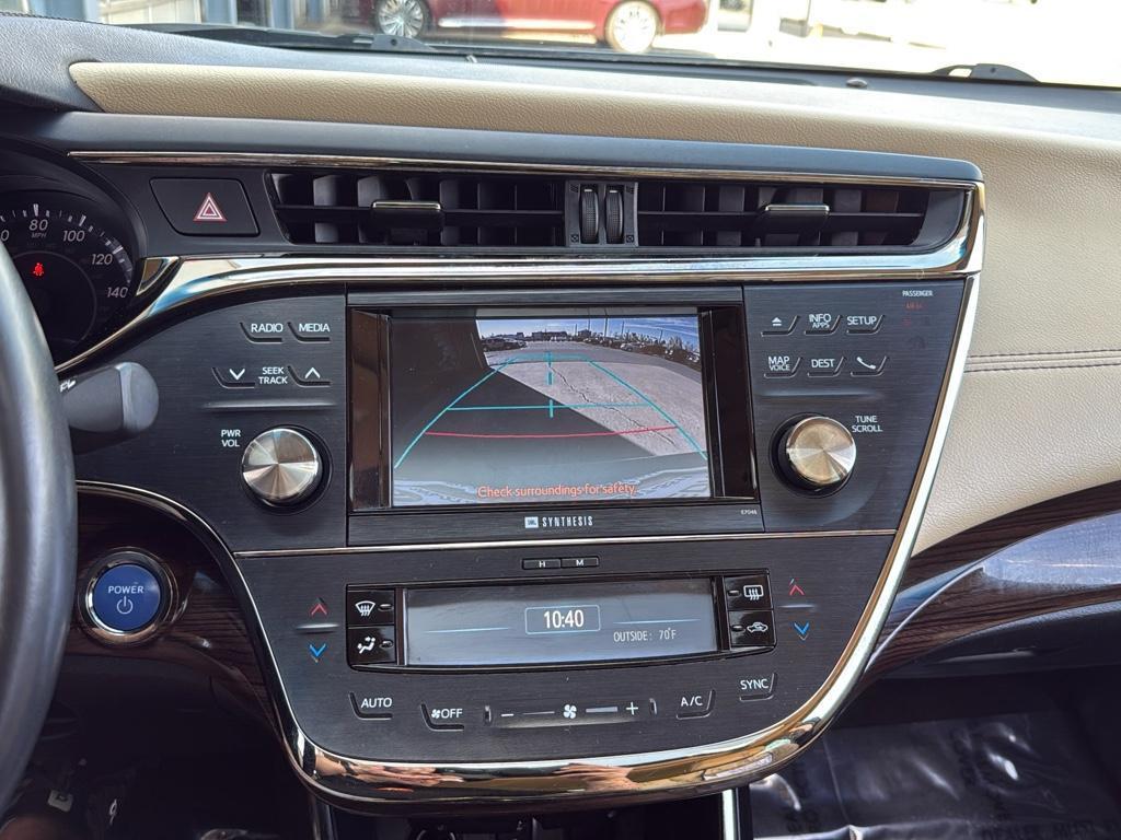 2013 GREEN Toyota Avalon Hybrid XLE TOURING (4T1BD1EB4DU) with an 4 Cyl, 2.5L engine, Automatic transmission, located at 10890 W. Colfax Ave., Lakewood, CO, 80215, (303) 274-7692, 39.739914, -105.120132 - For sale: a meticulously maintained 2013 Toyota Avalon Hybrid XLE Touring that combines luxury, efficiency, and reliability. This sophisticated sedan features a robust 4-cylinder, 2.5L engine paired with front-wheel drive, offering an impressive blend of power and fuel economy. The Avalons hybrid te - Photo#9