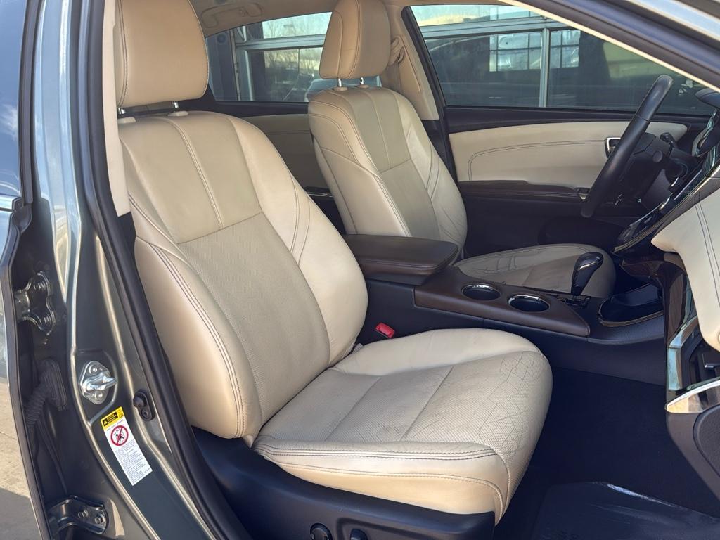 2013 GREEN Toyota Avalon Hybrid XLE TOURING (4T1BD1EB4DU) with an 4 Cyl, 2.5L engine, Automatic transmission, located at 10890 W. Colfax Ave., Lakewood, CO, 80215, (303) 274-7692, 39.739914, -105.120132 - For sale: a meticulously maintained 2013 Toyota Avalon Hybrid XLE Touring that combines luxury, efficiency, and reliability. This sophisticated sedan features a robust 4-cylinder, 2.5L engine paired with front-wheel drive, offering an impressive blend of power and fuel economy. The Avalons hybrid te - Photo#15