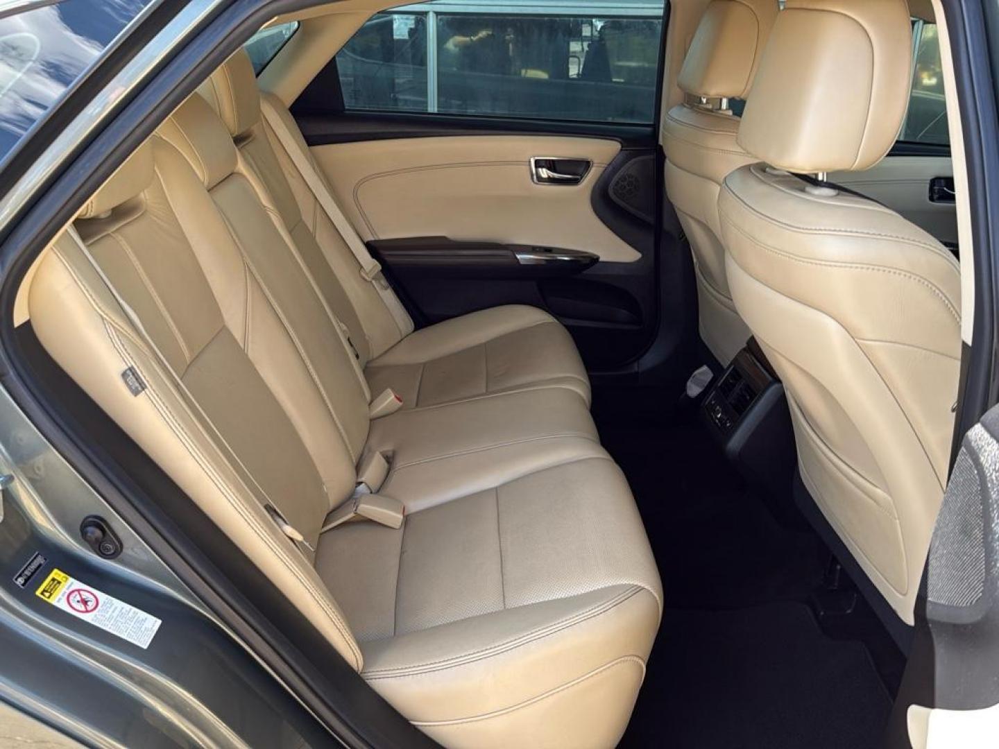 2013 BLACK Toyota Avalon Hybrid XLE TOURING (4T1BD1EB4DU) with an 4 Cyl, 2.5L engine, Automatic transmission, located at 10890 W. Colfax Ave., Lakewood, CO, 80215, (303) 274-7692, 39.739914, -105.120132 - Photo#17