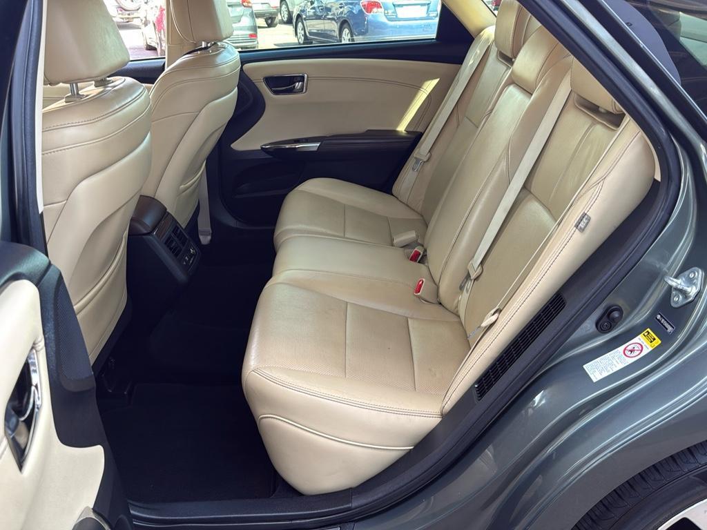 2013 GREEN Toyota Avalon Hybrid XLE TOURING (4T1BD1EB4DU) with an 4 Cyl, 2.5L engine, Automatic transmission, located at 10890 W. Colfax Ave., Lakewood, CO, 80215, (303) 274-7692, 39.739914, -105.120132 - For sale: a meticulously maintained 2013 Toyota Avalon Hybrid XLE Touring that combines luxury, efficiency, and reliability. This sophisticated sedan features a robust 4-cylinder, 2.5L engine paired with front-wheel drive, offering an impressive blend of power and fuel economy. The Avalons hybrid te - Photo#19