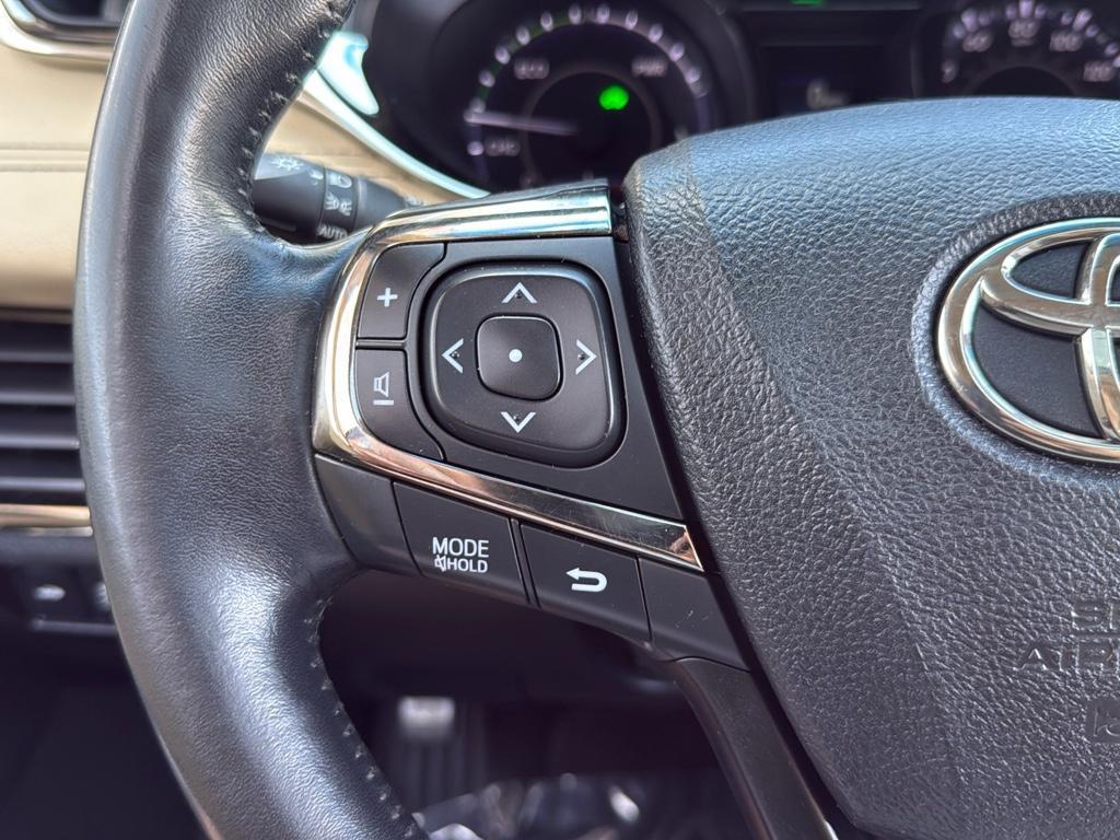 2013 GREEN Toyota Avalon Hybrid XLE TOURING (4T1BD1EB4DU) with an 4 Cyl, 2.5L engine, Automatic transmission, located at 10890 W. Colfax Ave., Lakewood, CO, 80215, (303) 274-7692, 39.739914, -105.120132 - For sale: a meticulously maintained 2013 Toyota Avalon Hybrid XLE Touring that combines luxury, efficiency, and reliability. This sophisticated sedan features a robust 4-cylinder, 2.5L engine paired with front-wheel drive, offering an impressive blend of power and fuel economy. The Avalons hybrid te - Photo#22