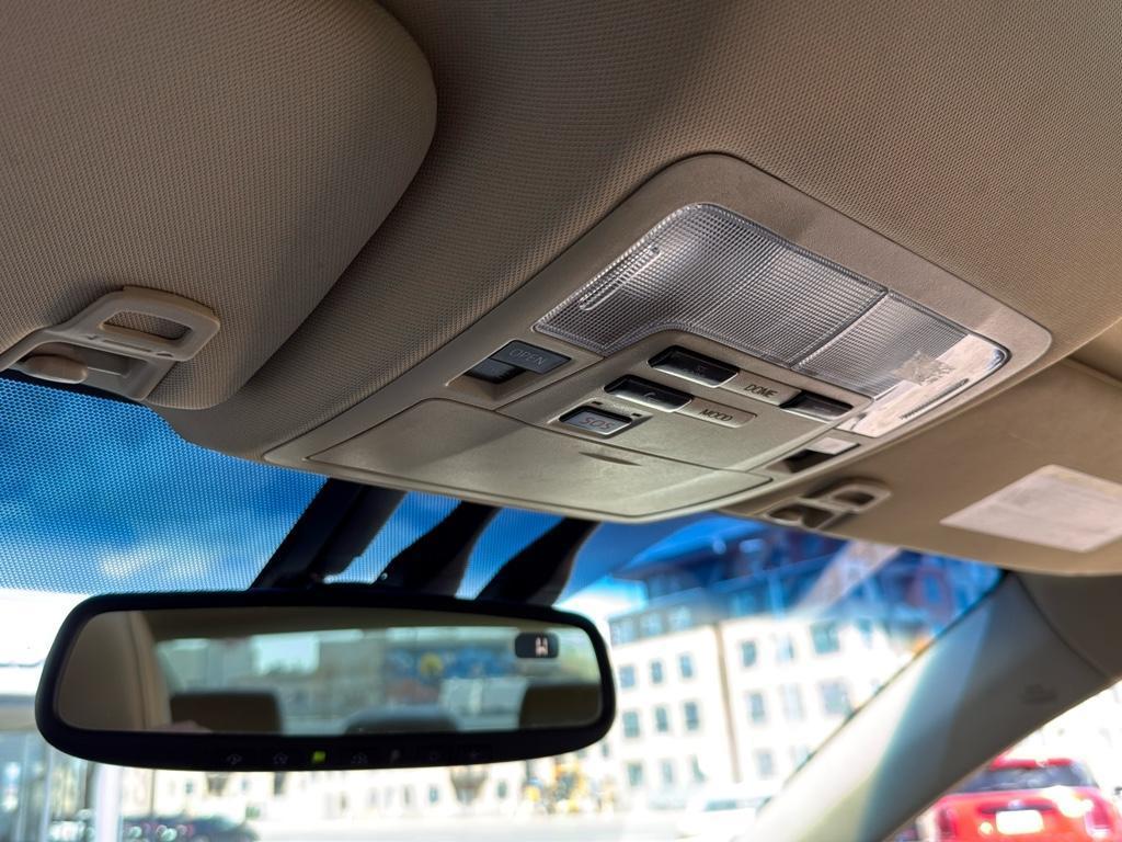 2013 GREEN Toyota Avalon Hybrid XLE TOURING (4T1BD1EB4DU) with an 4 Cyl, 2.5L engine, Automatic transmission, located at 10890 W. Colfax Ave., Lakewood, CO, 80215, (303) 274-7692, 39.739914, -105.120132 - For sale: a meticulously maintained 2013 Toyota Avalon Hybrid XLE Touring that combines luxury, efficiency, and reliability. This sophisticated sedan features a robust 4-cylinder, 2.5L engine paired with front-wheel drive, offering an impressive blend of power and fuel economy. The Avalons hybrid te - Photo#30