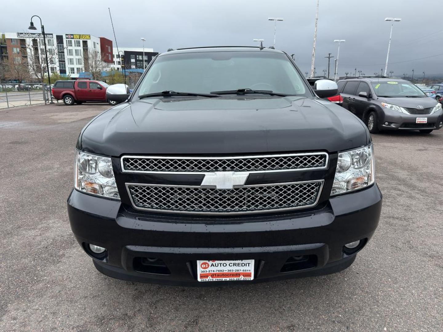 2011 BLACK Chevrolet Avalanche LTZ (3GNTKGE34BG) with an V8, 5.3L engine, Automatic transmission, located at 10890 W. Colfax Ave., Lakewood, CO, 80215, (303) 274-7692, 39.739914, -105.120132 - Photo#1