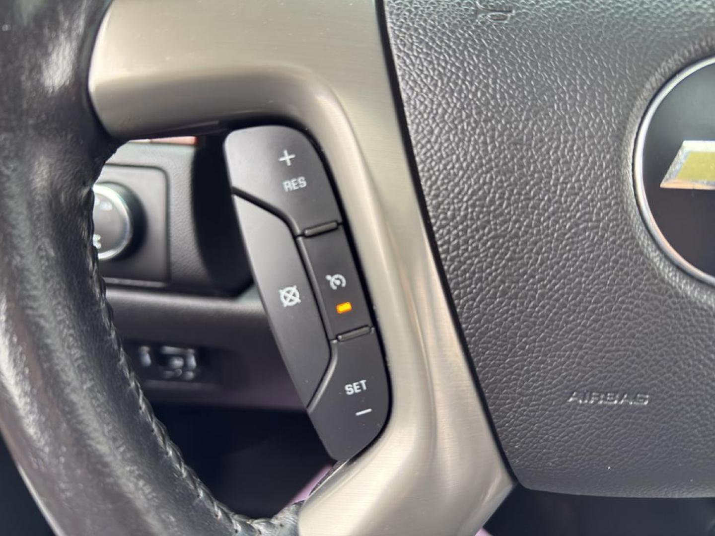 2011 BLACK Chevrolet Avalanche LTZ (3GNTKGE34BG) with an V8, 5.3L engine, Automatic transmission, located at 10890 W. Colfax Ave., Lakewood, CO, 80215, (303) 274-7692, 39.739914, -105.120132 - Photo#25